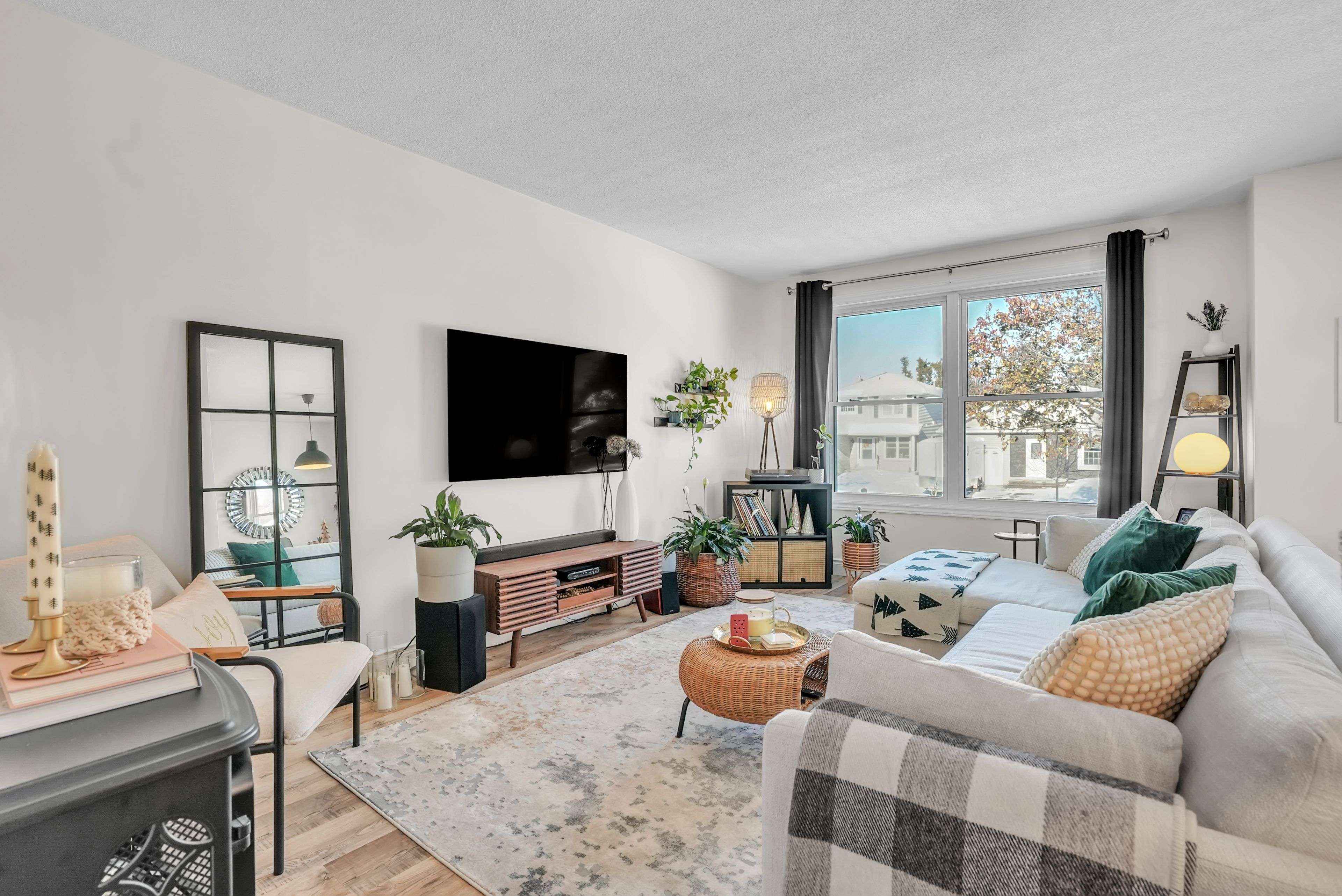 Barrie, ON L4N 6V3,43 Knicely RD