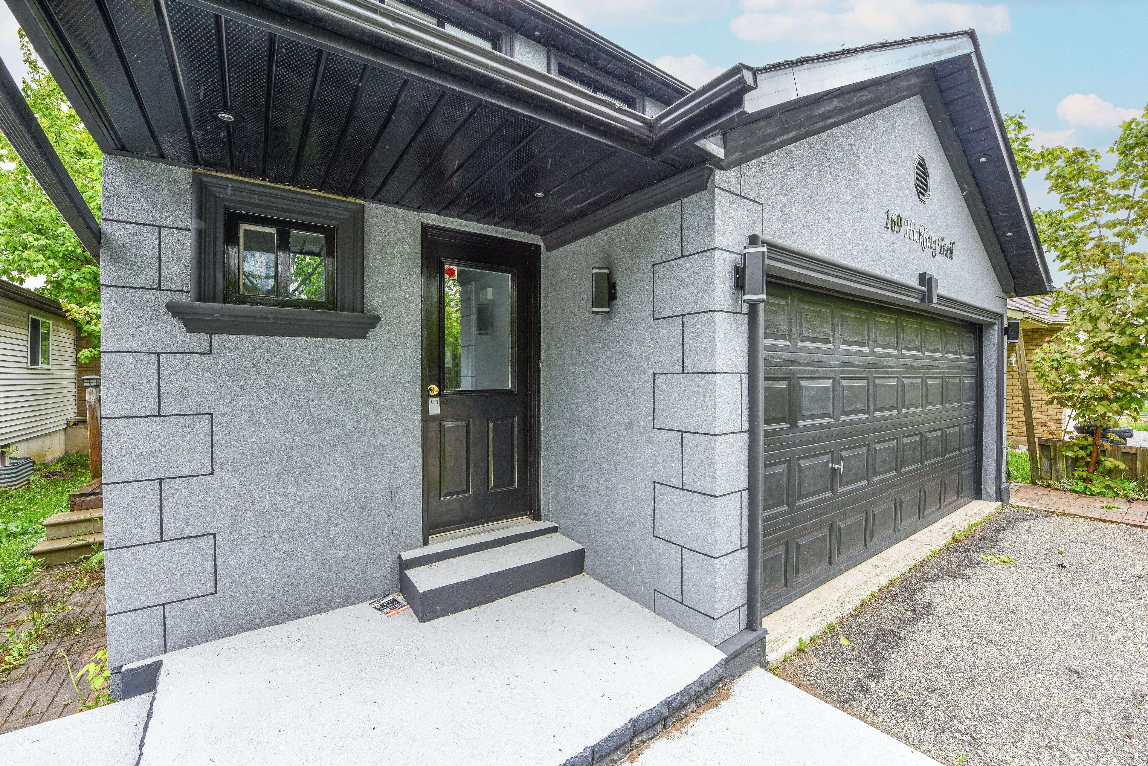 Barrie, ON L4M 5V1,169 Hickling TRL