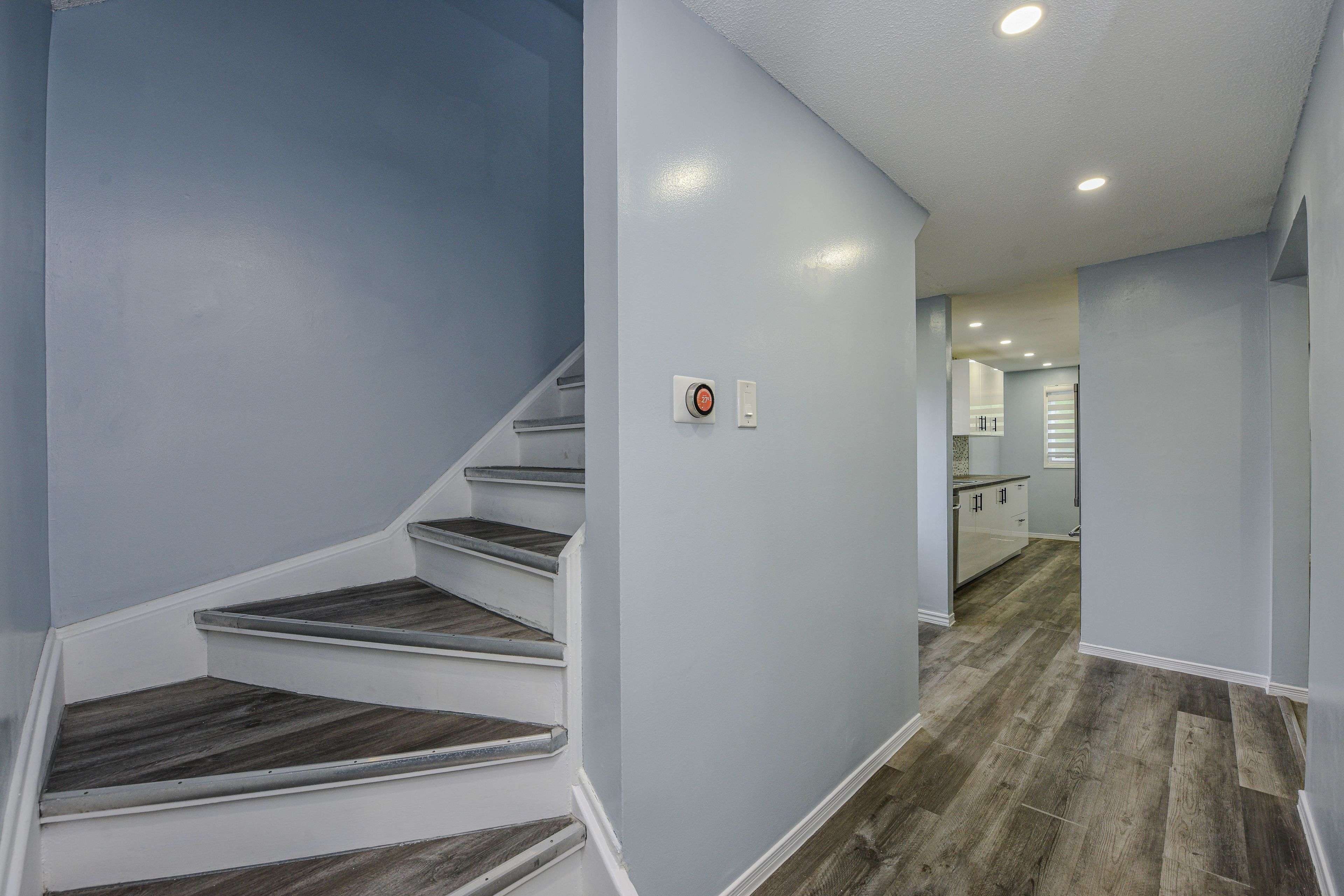 Barrie, ON L4M 5V1,169 Hickling TRL