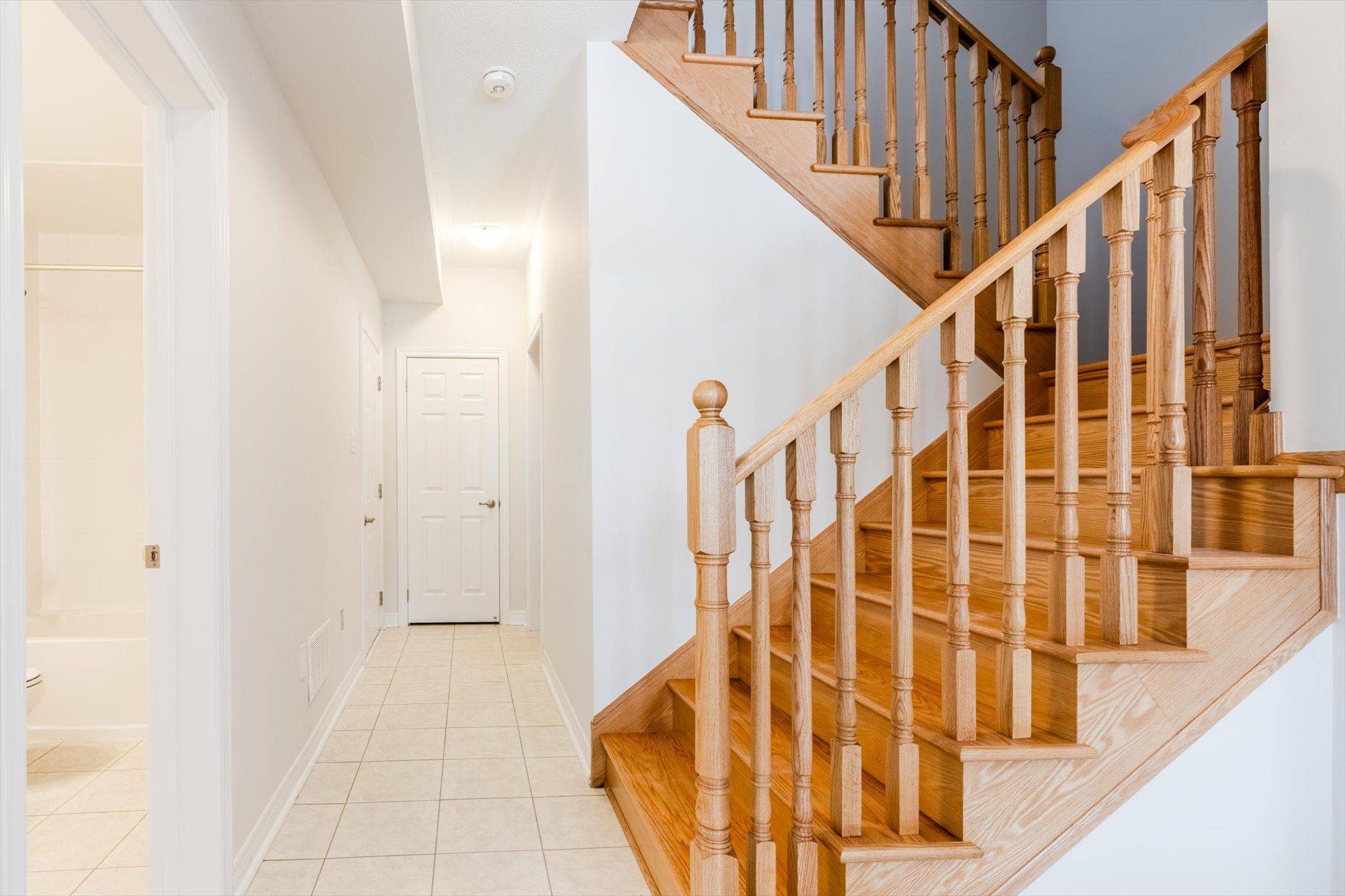 Brampton, ON L6R 4E6,96 Grassbank RD