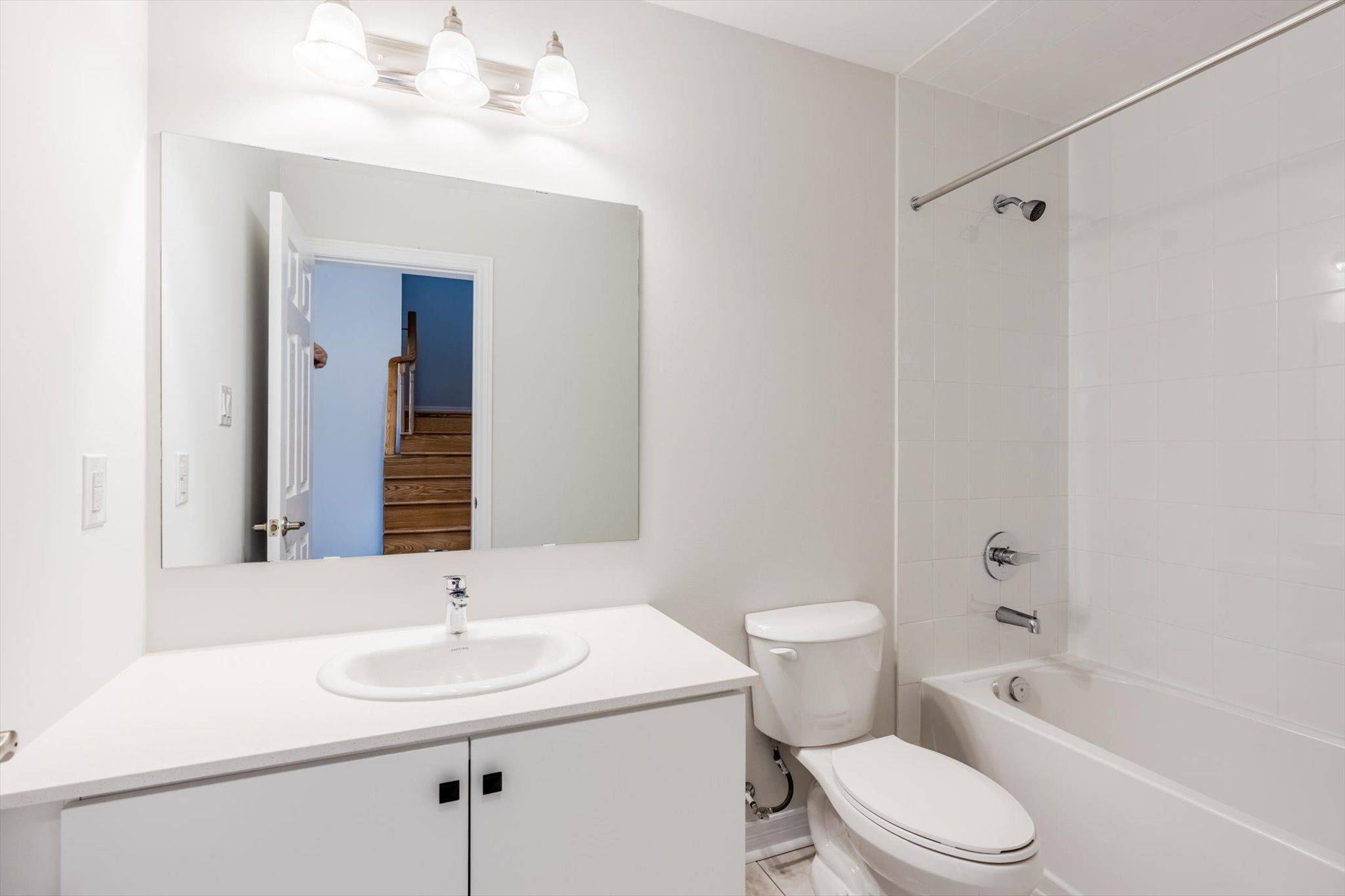 Brampton, ON L6R 4E6,96 Grassbank RD