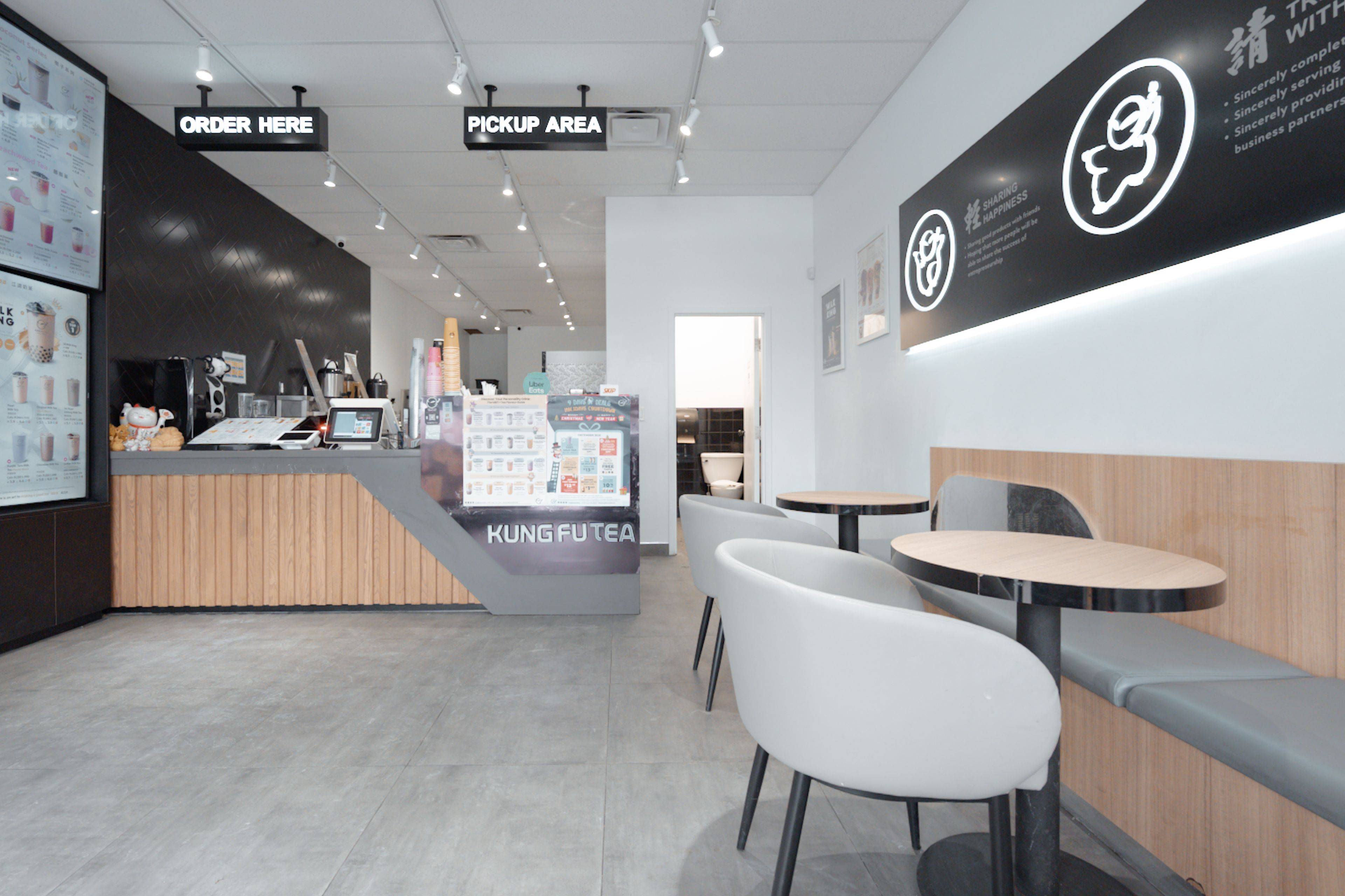 Mississauga, ON L5R 2N3,223 Ceremonial DR #10