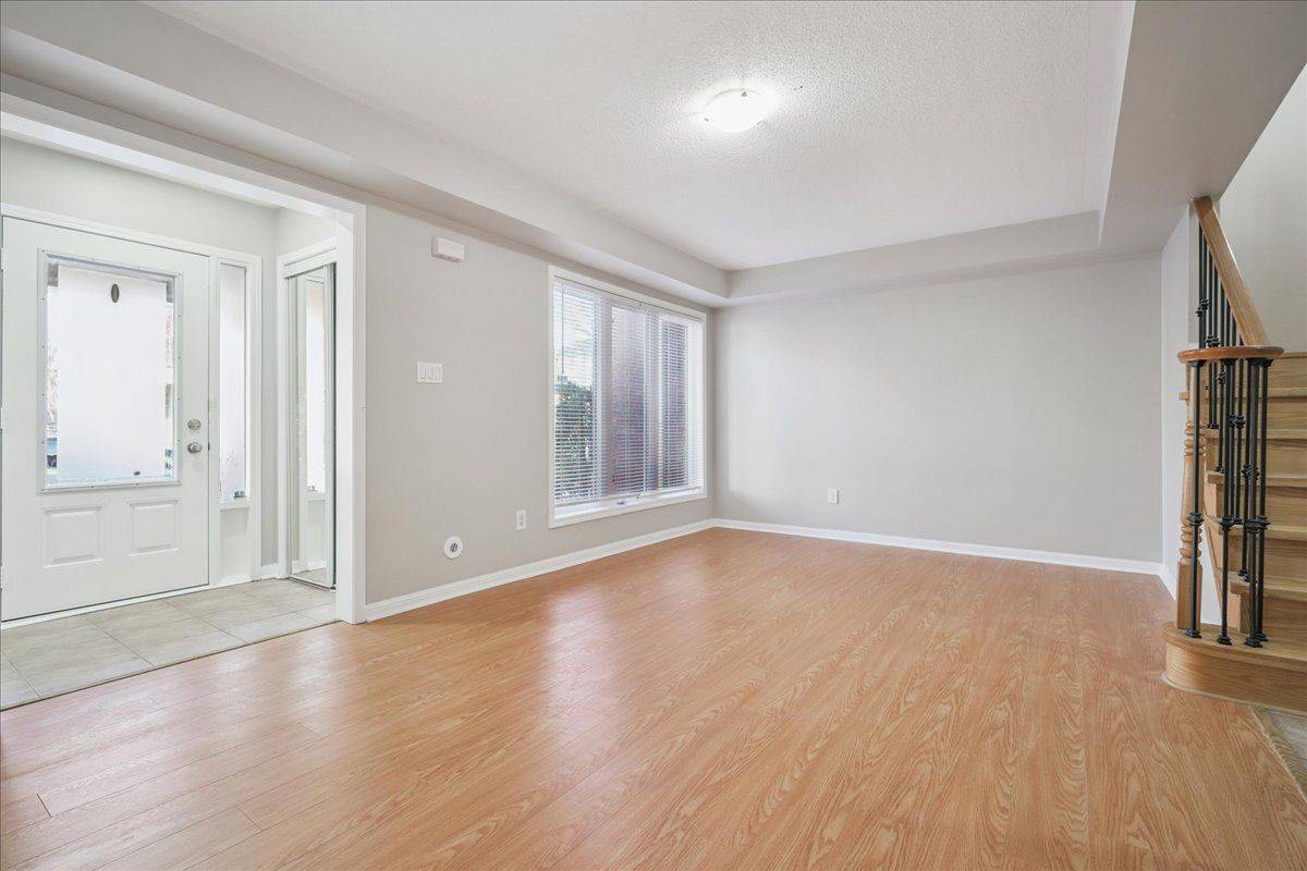 Milton, ON L9T 0Z5,884 Jempson PATH