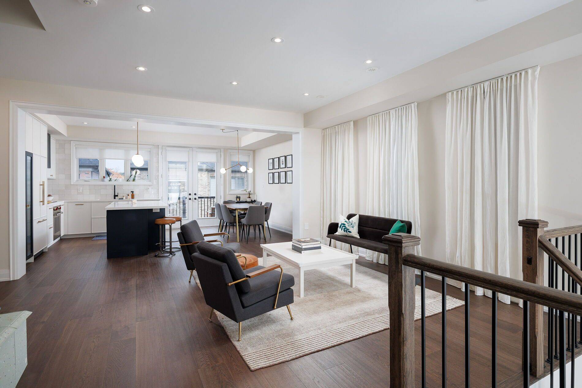 Oakville, ON L6M 5L2,1478 Yellow Rose CIR