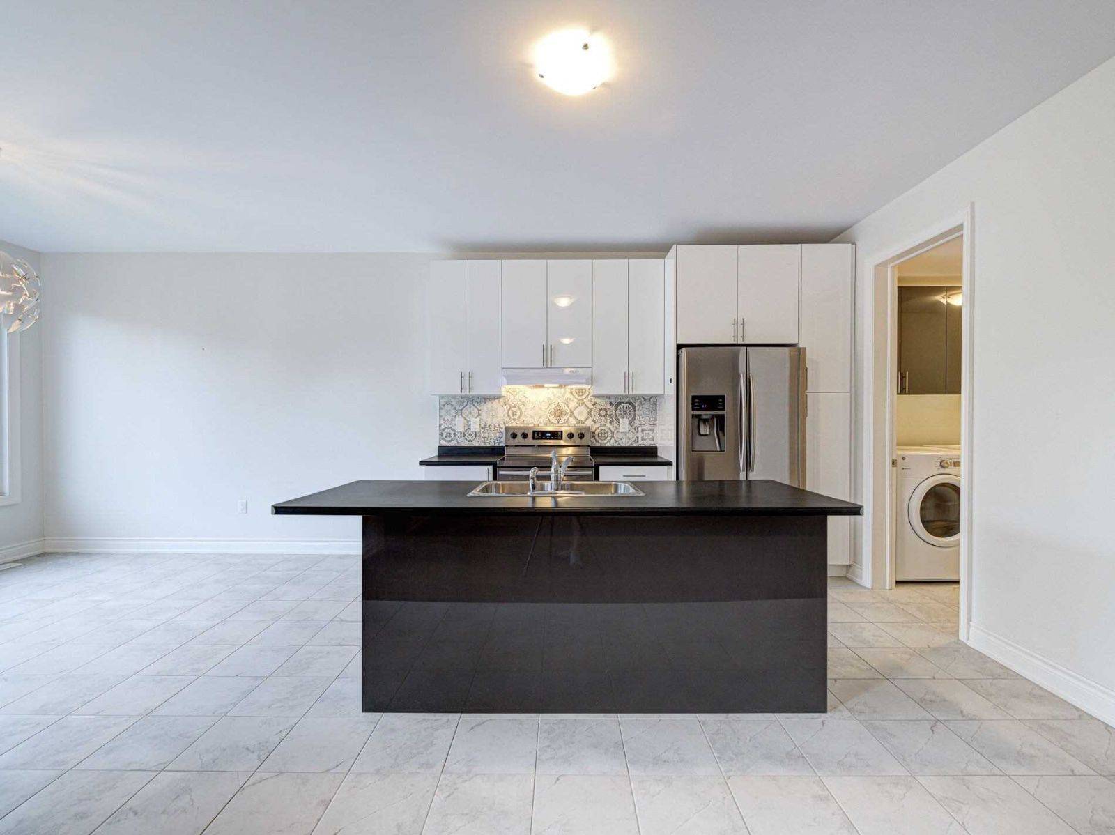 Brampton, ON L6X 5K3,20 Dunley CRES