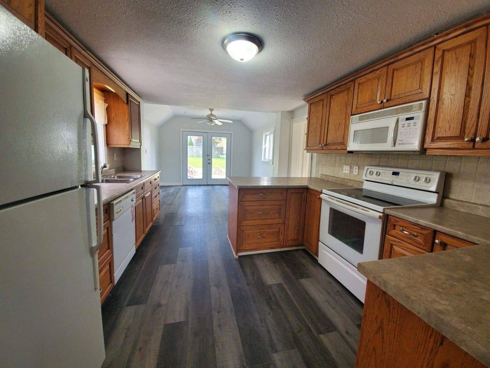 Caledon, ON L7C 1E7,16029 Airport RD