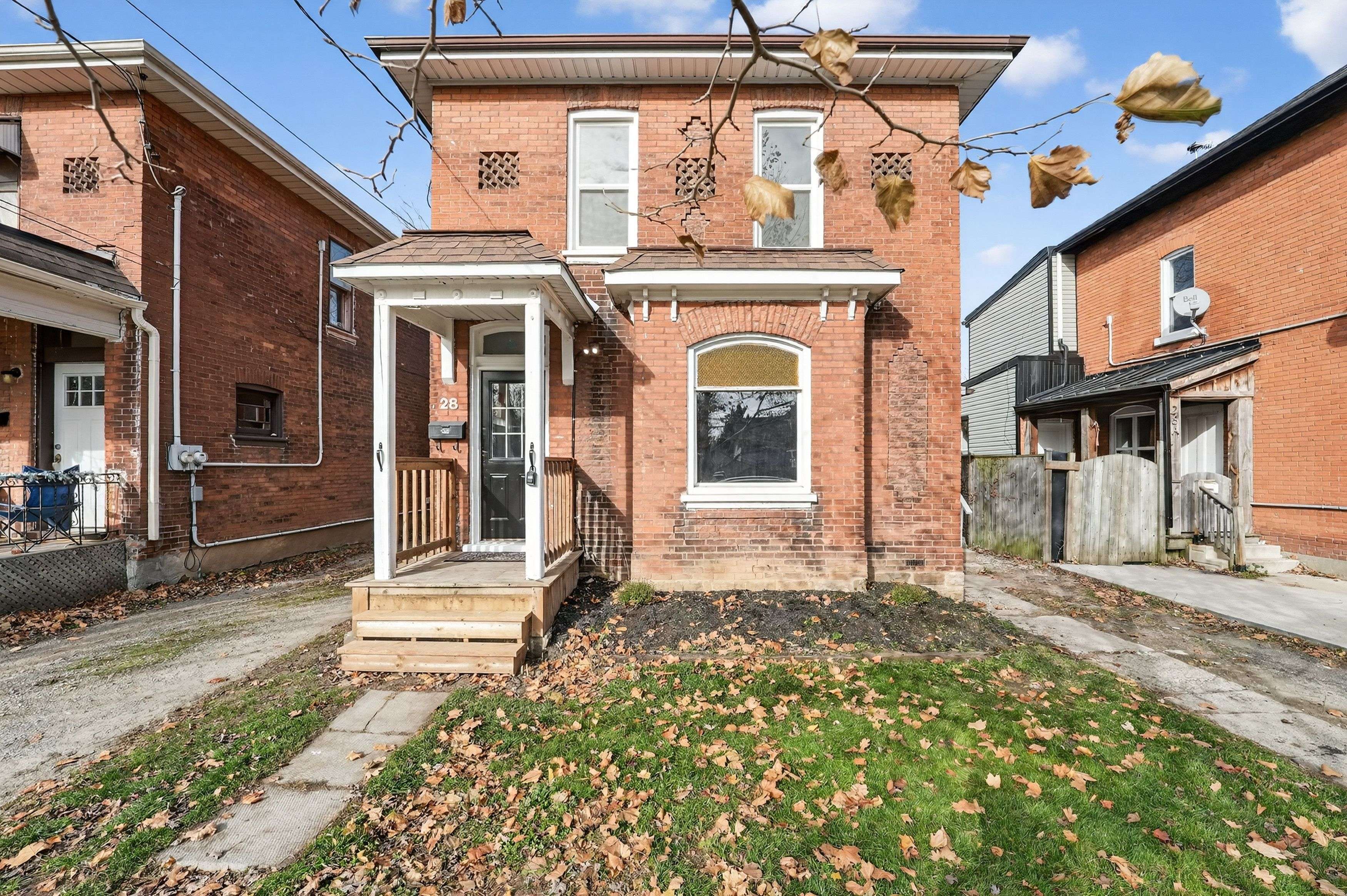 Brantford, ON N3S 1W5,28 Cayuga ST