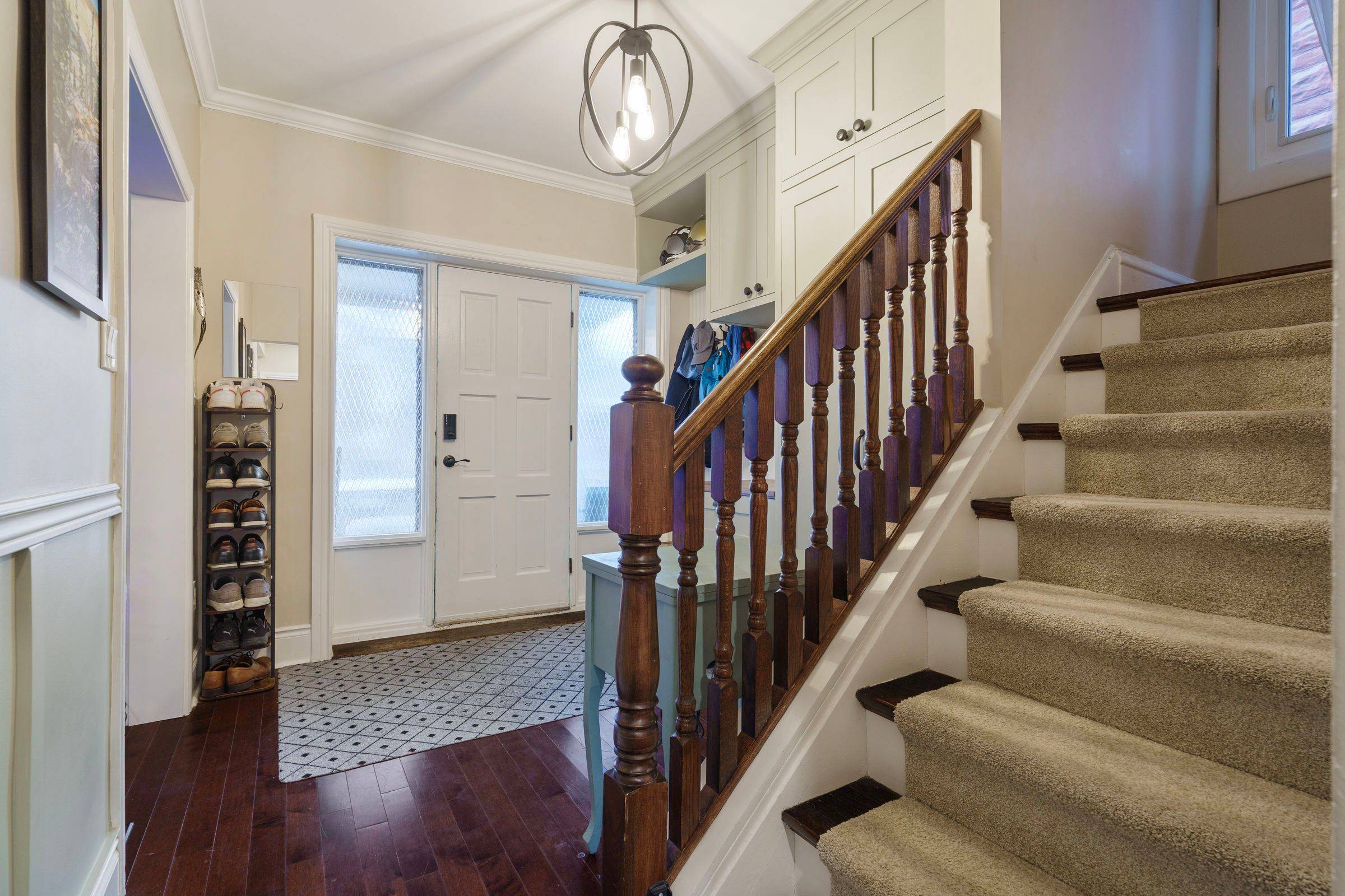 Hamilton, ON L8M 3B8,186 Balsam AVE S #MAIN