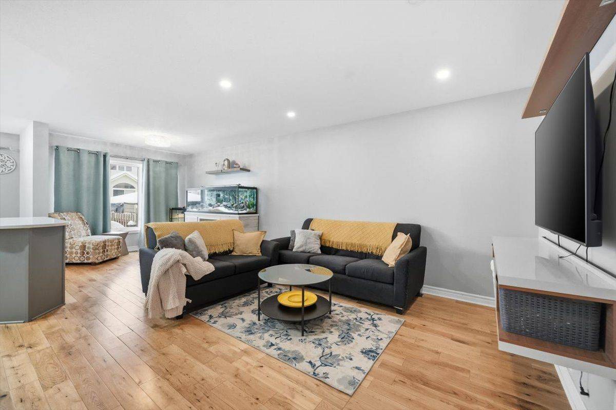 Orleans - Cumberland And Area, ON K4A 0H6,504 Allegro WAY