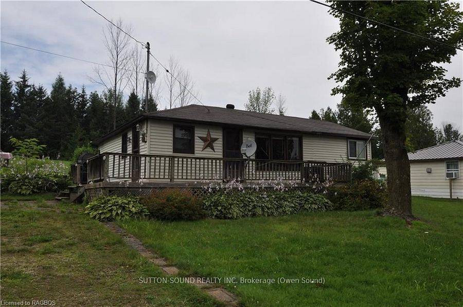 South Bruce Peninsula, ON N0H 1A0,41 Islandview DR