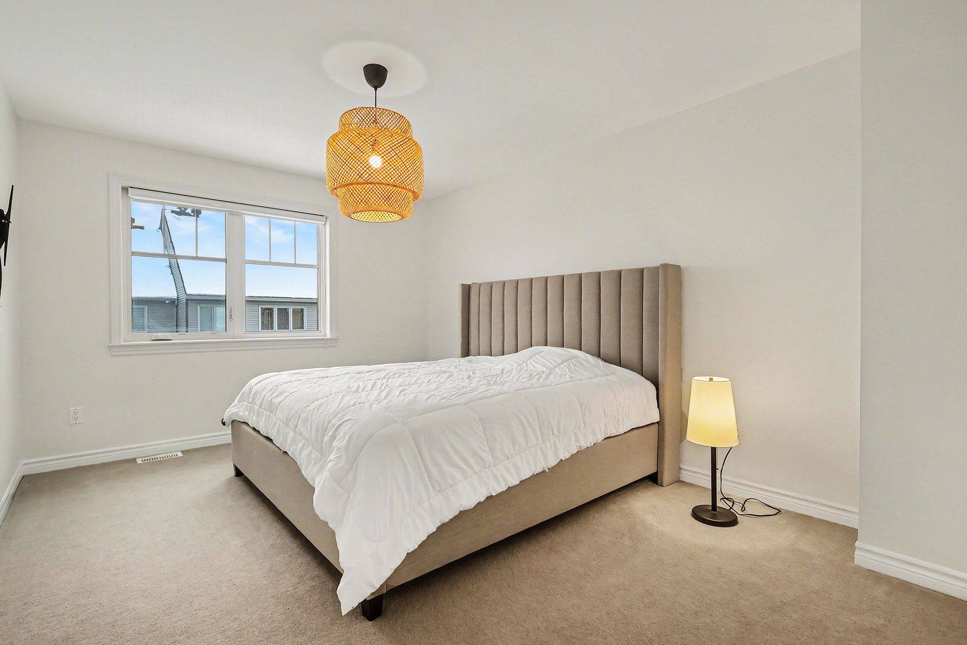 Blossom Park - Airport And Area, ON K1T 0R7,3987 Kelly Farm DR