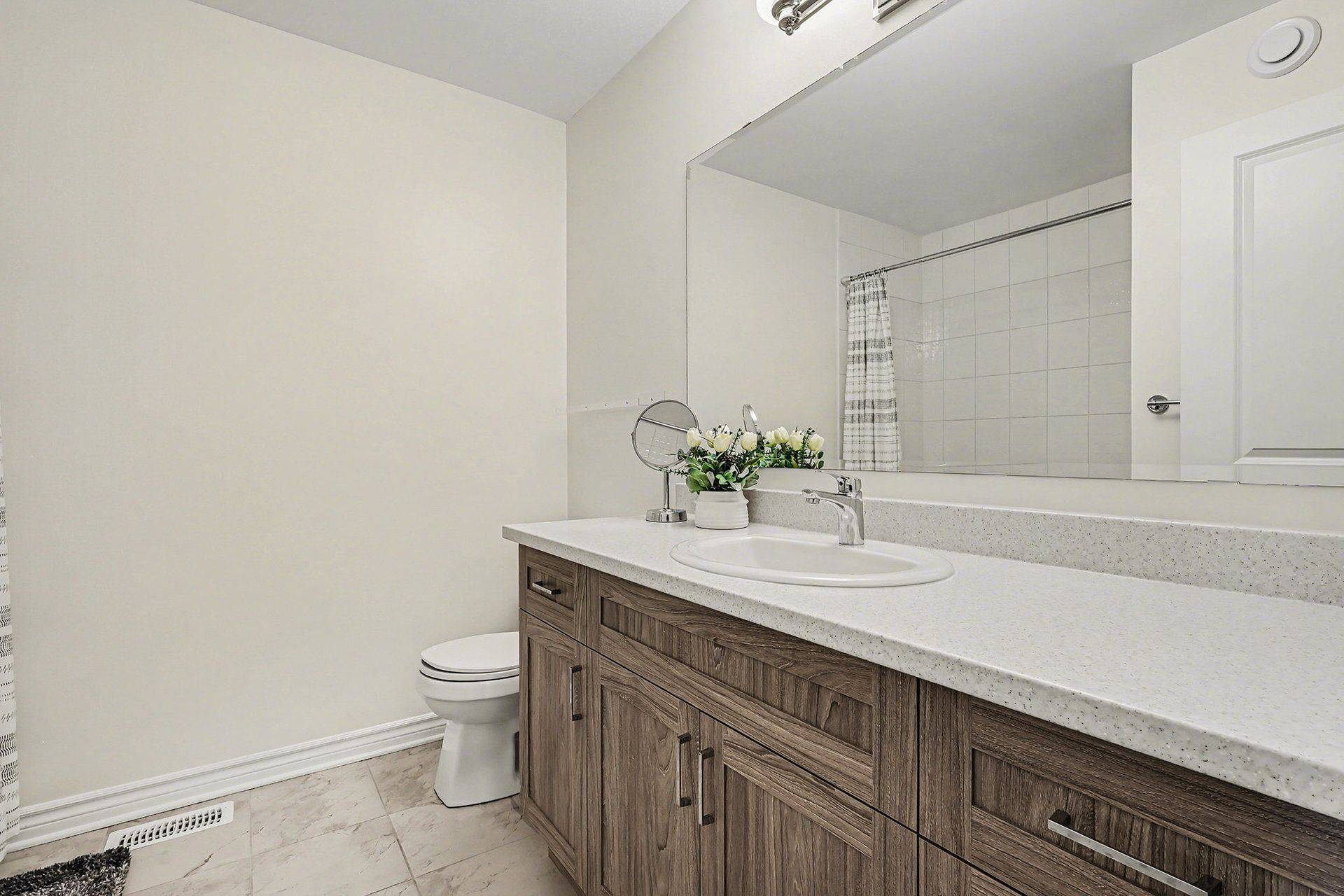 Blossom Park - Airport And Area, ON K1T 0R7,3987 Kelly Farm DR