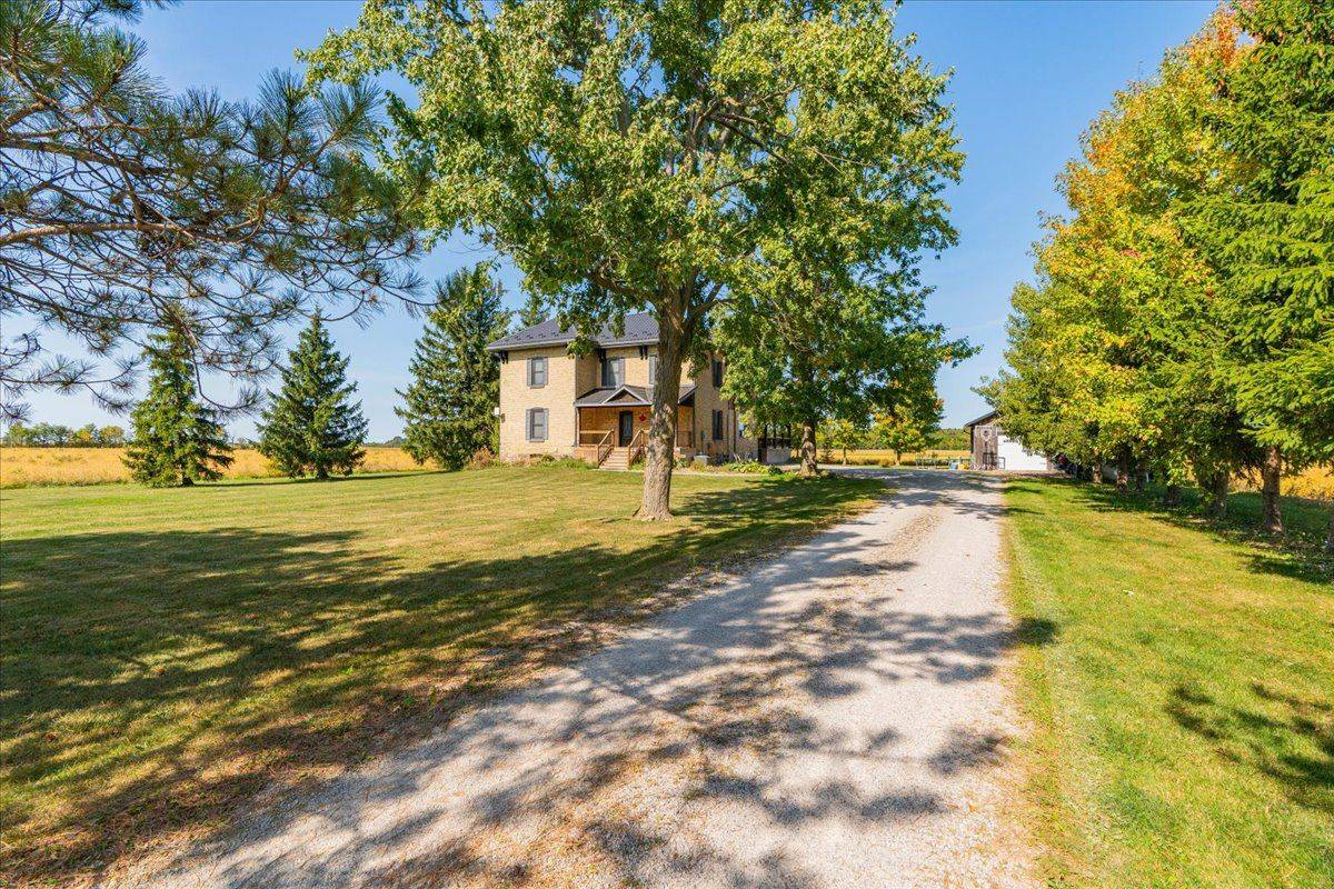 North Middlesex, ON N0M 1A0,9516 Argyle ST E