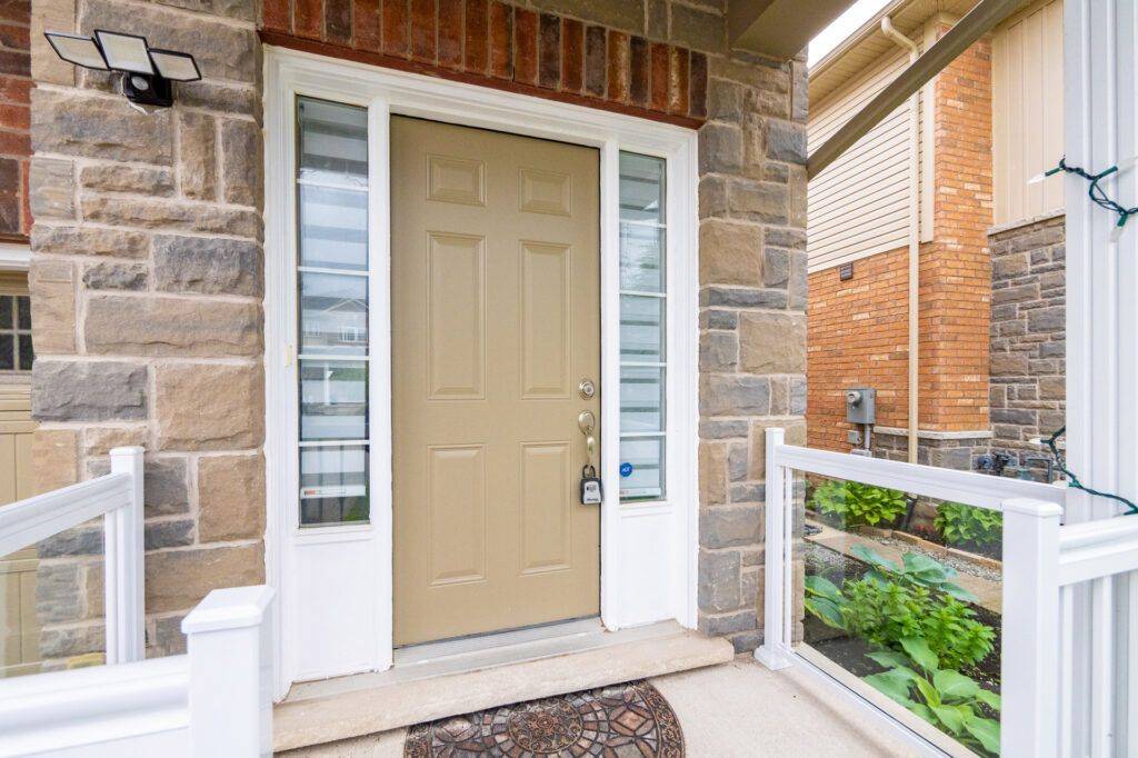 Niagara Falls, ON L2G 0G2,4466 Saw Mill DR