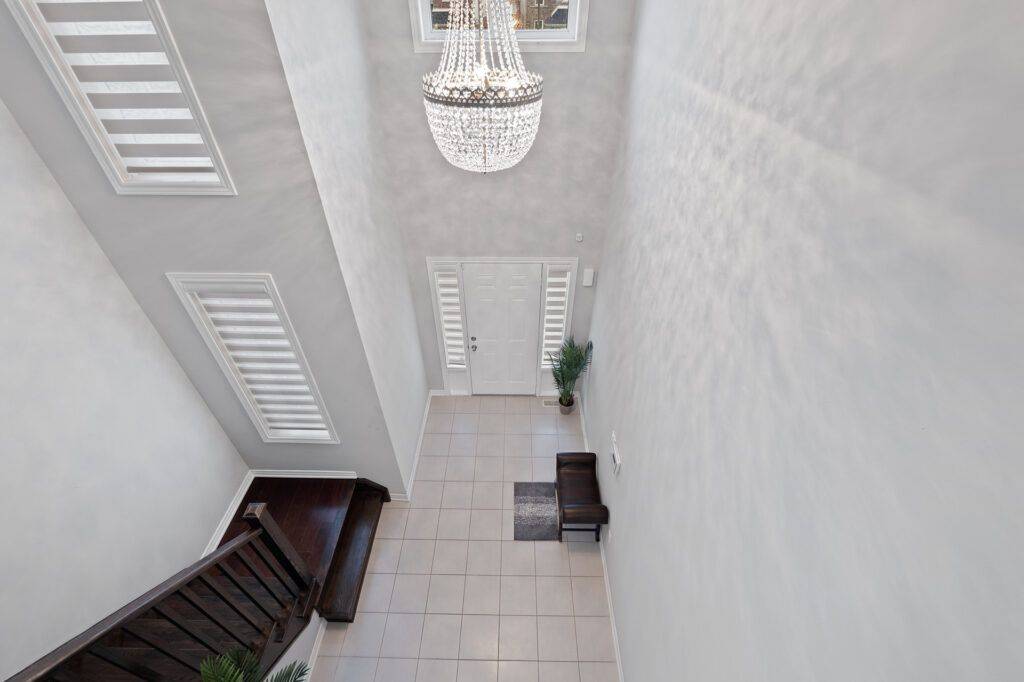 Niagara Falls, ON L2G 0G2,4466 Saw Mill DR