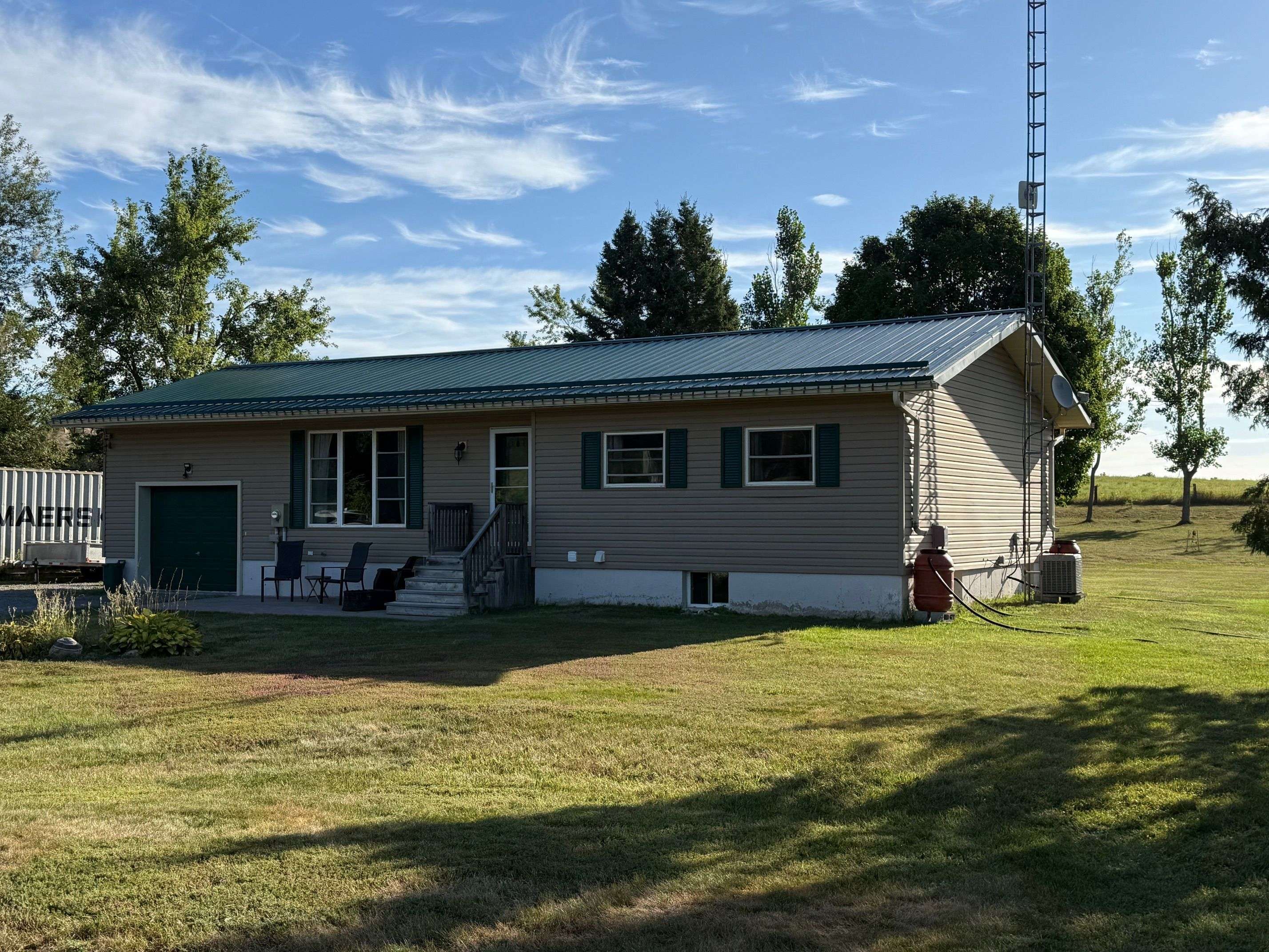 Asphodel-norwood, ON K0L 2V0,1967 Comstock Line