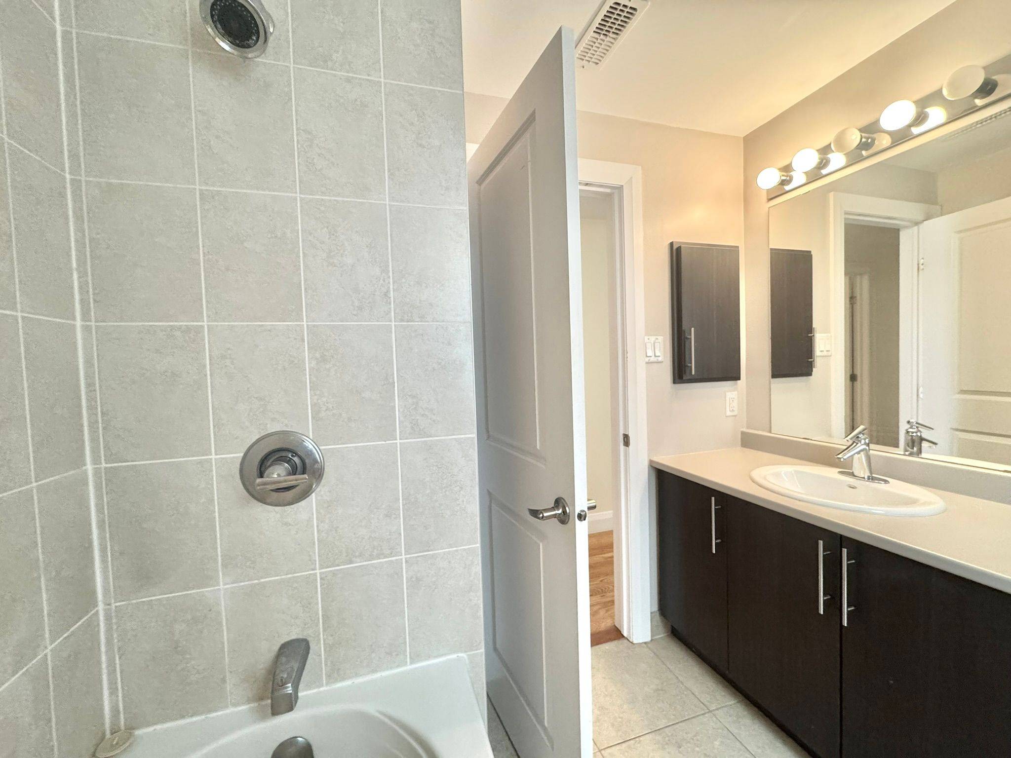 Overbrook - Castleheights And Area, ON K1K 1V3,138 King George ST