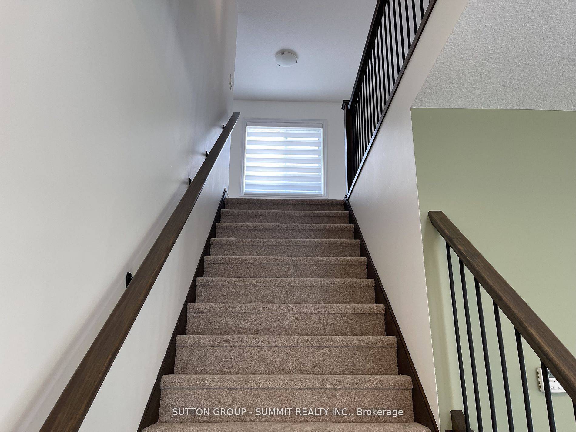 London South, ON L6L 0G6,150 KNOTT DR