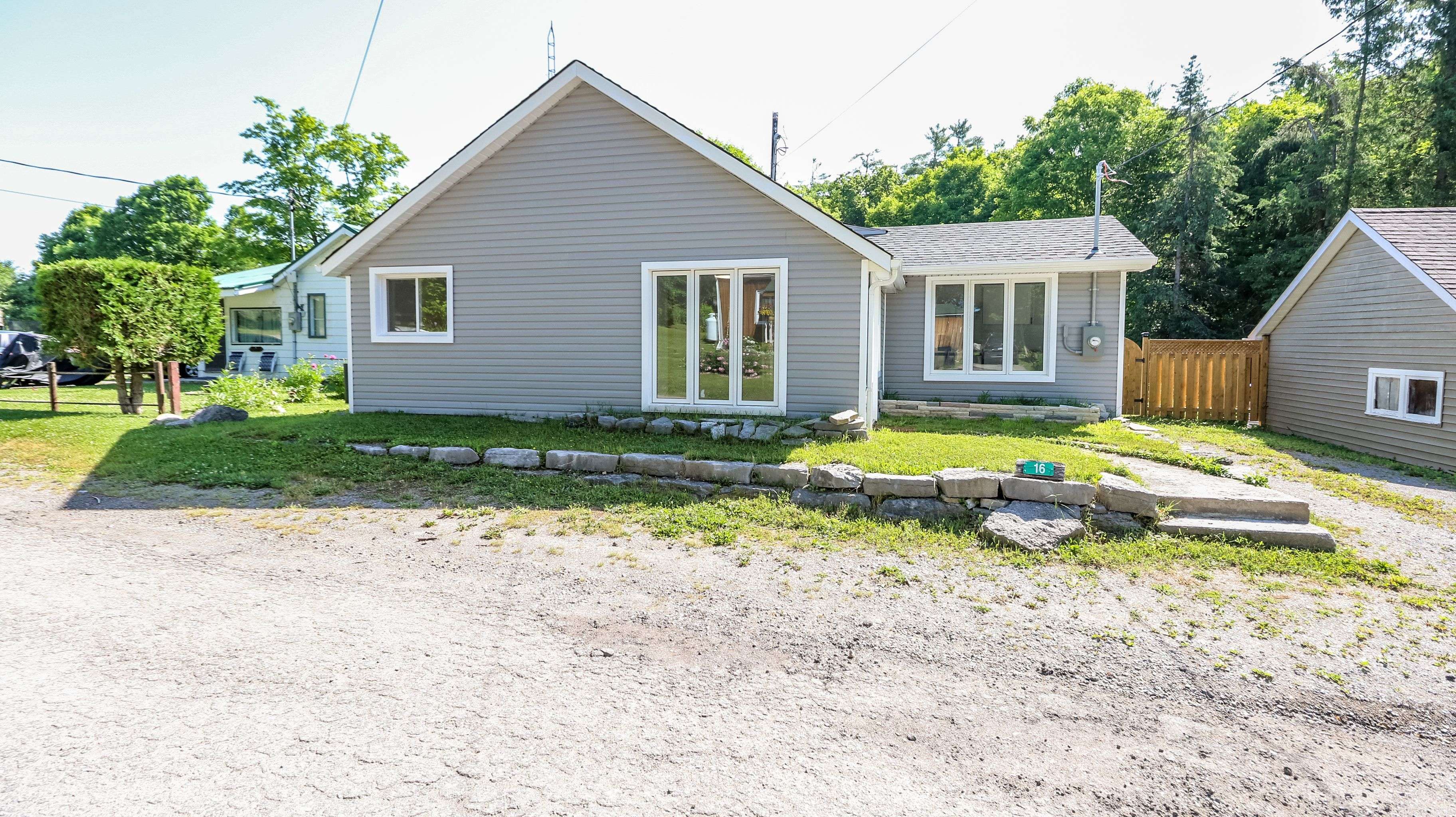 Kawartha Lakes, ON K0M 1K0,16 Lime ST