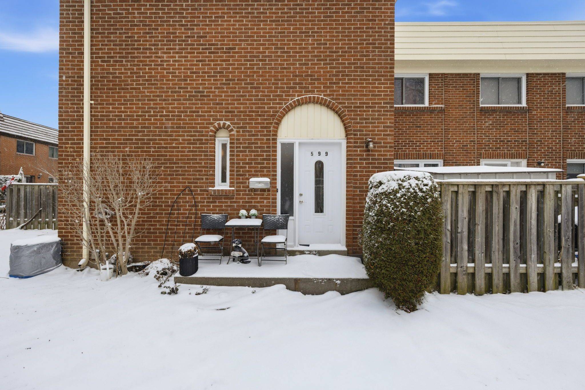 London North, ON N6G 2C5,599 Gainsborough RD