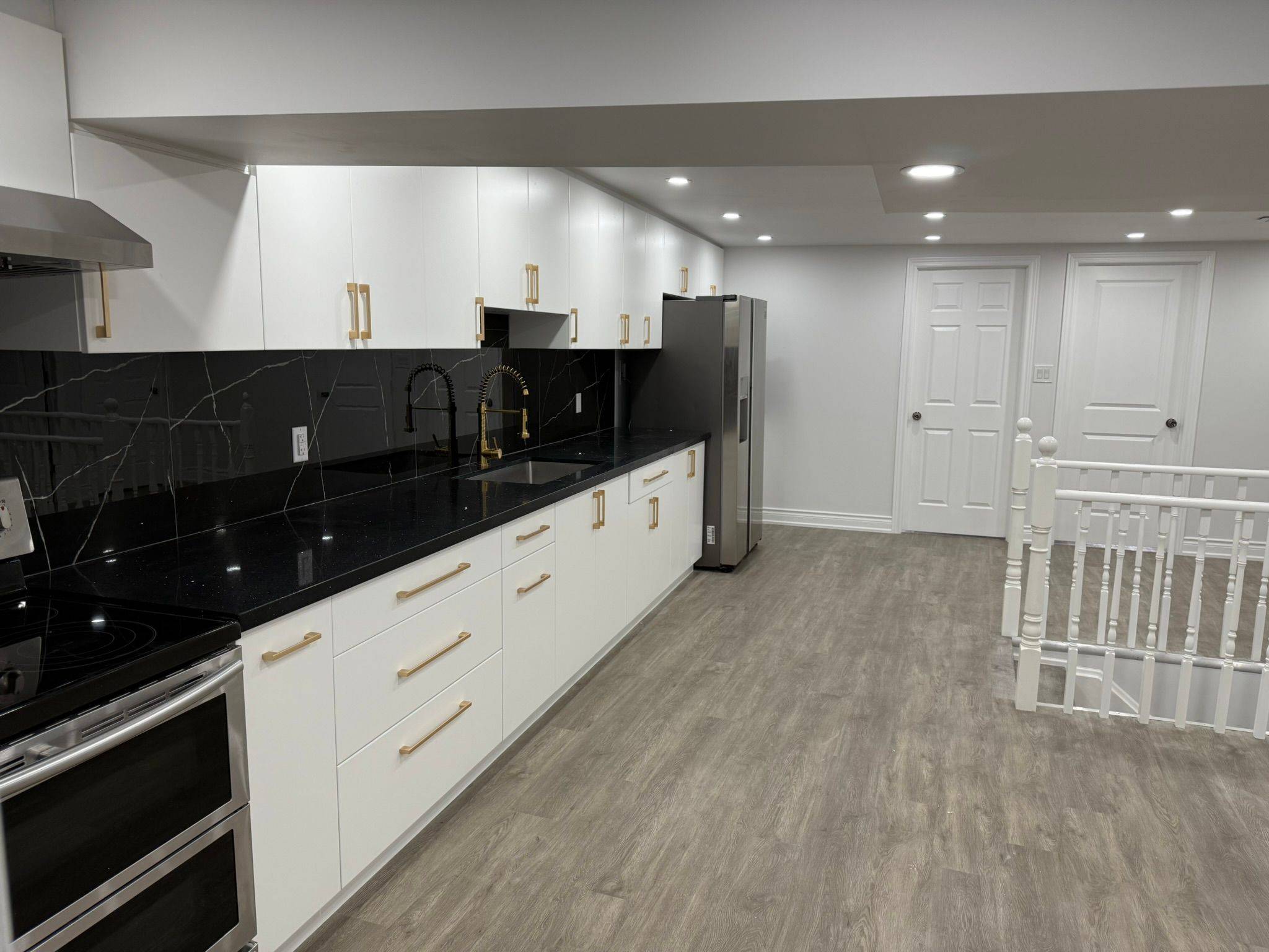 Brockton, ON N0G 2V0,214 Durham ST E #2