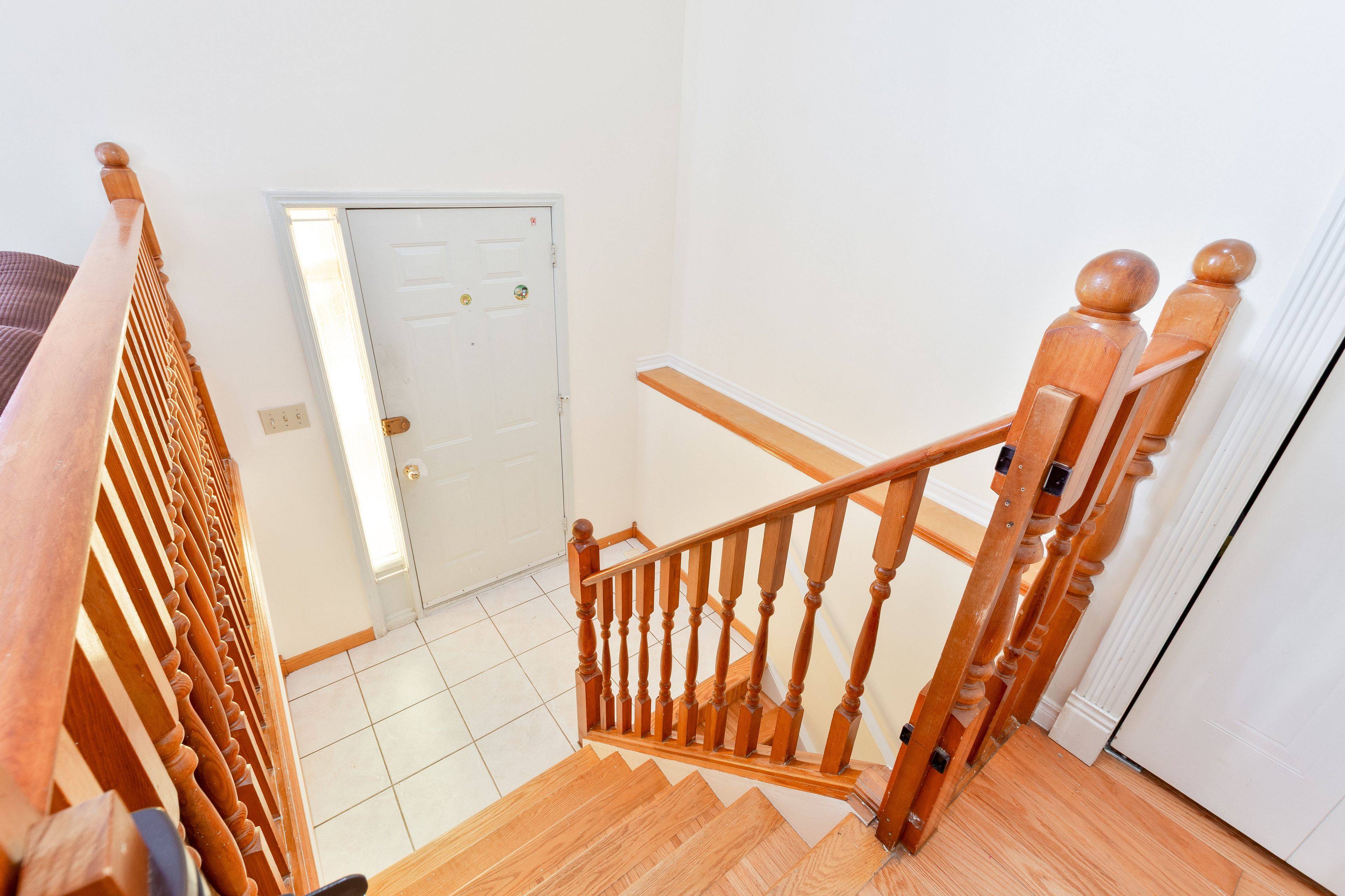 London East, ON N5V 4A7,77 Bonaventure DR