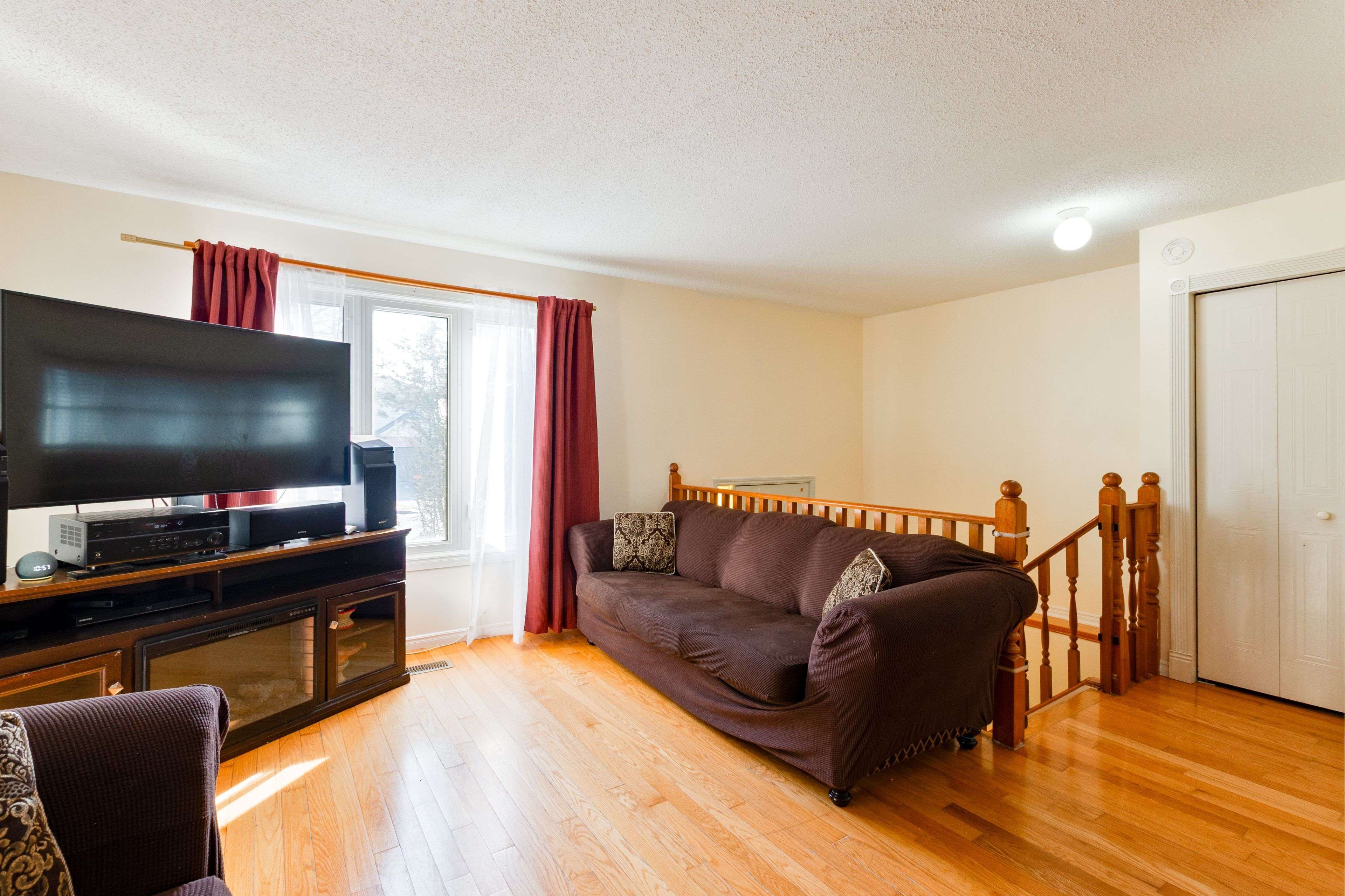 London East, ON N5V 4A7,77 Bonaventure DR