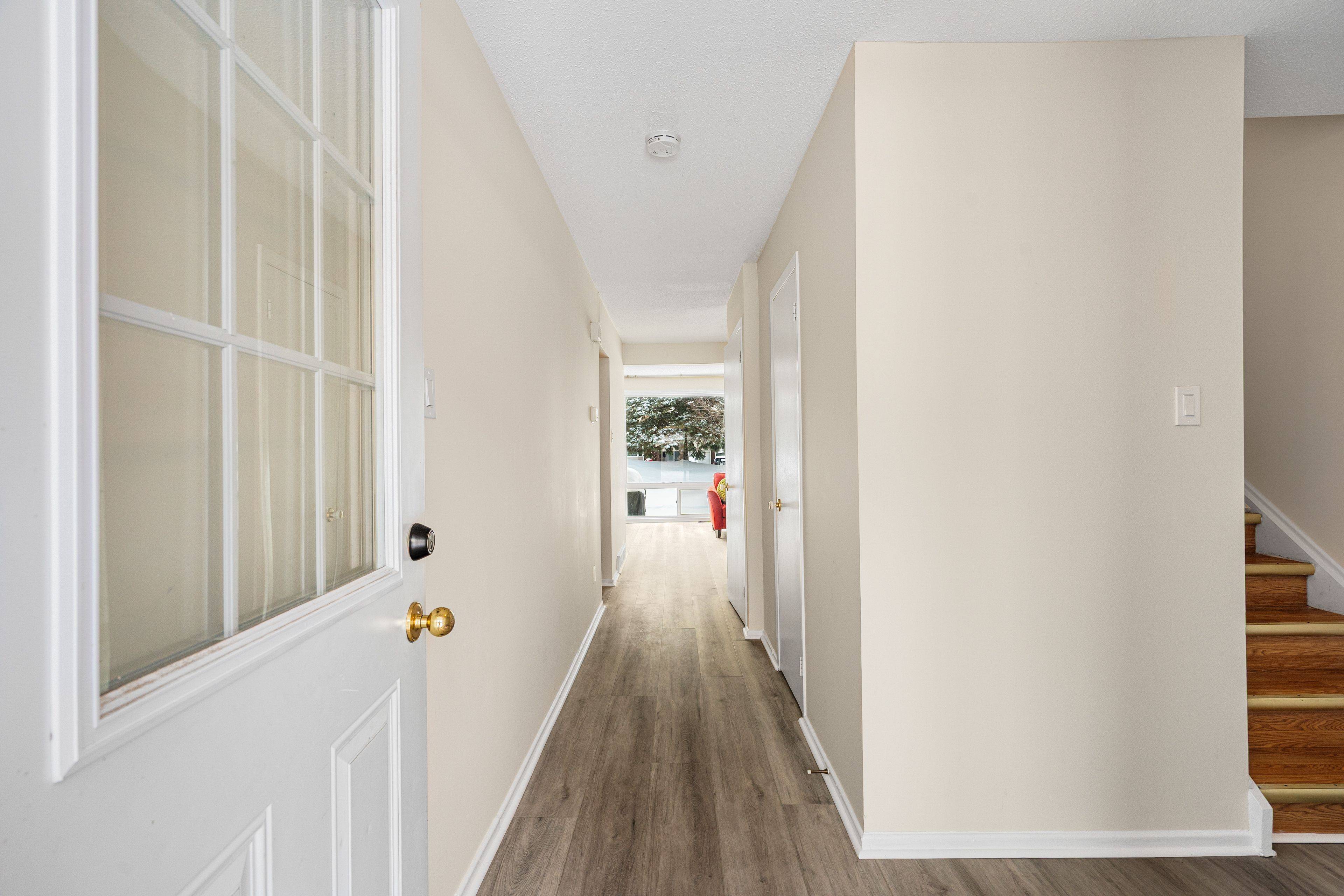 Cyrville - Carson Grove - Pineview, ON K1B 4P9,4606 Carrington PL #11