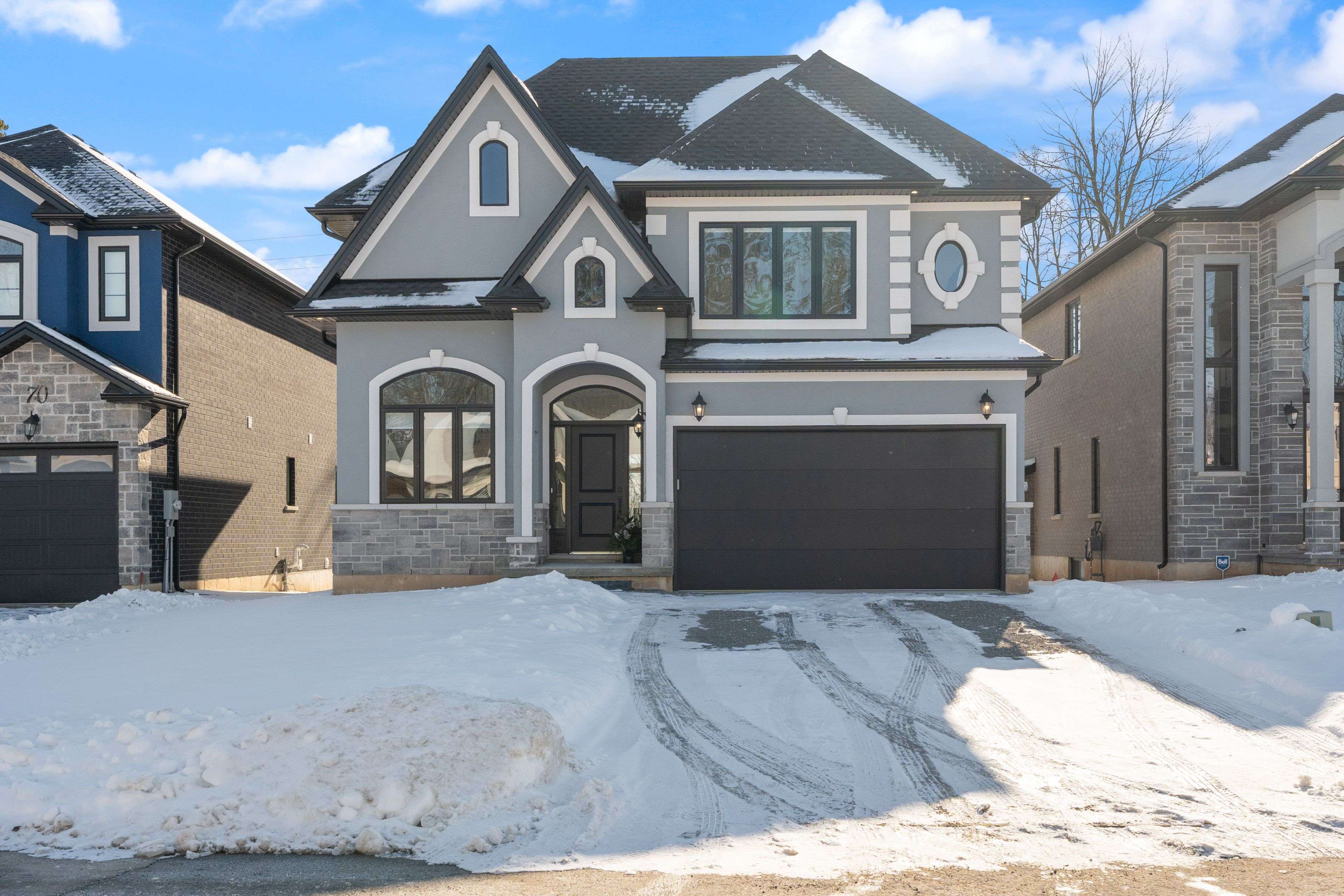 Hamilton, ON L9G 0G3,66 Cesar PL