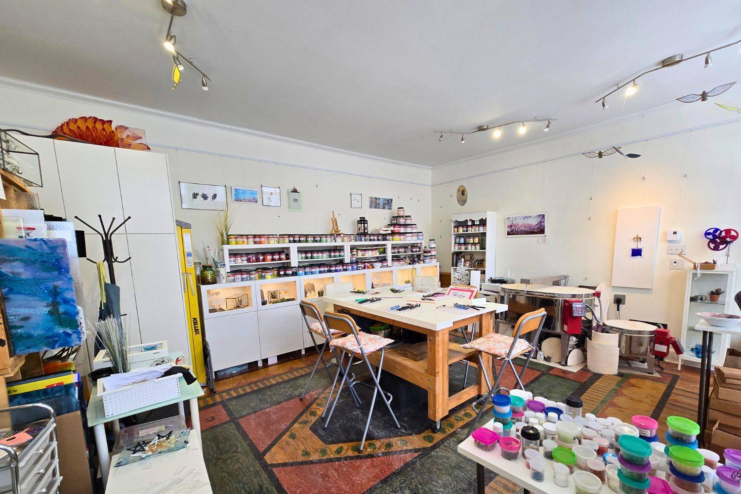 New Edinburgh - Lindenlea, ON K1M 1W3,299 Crichton ST