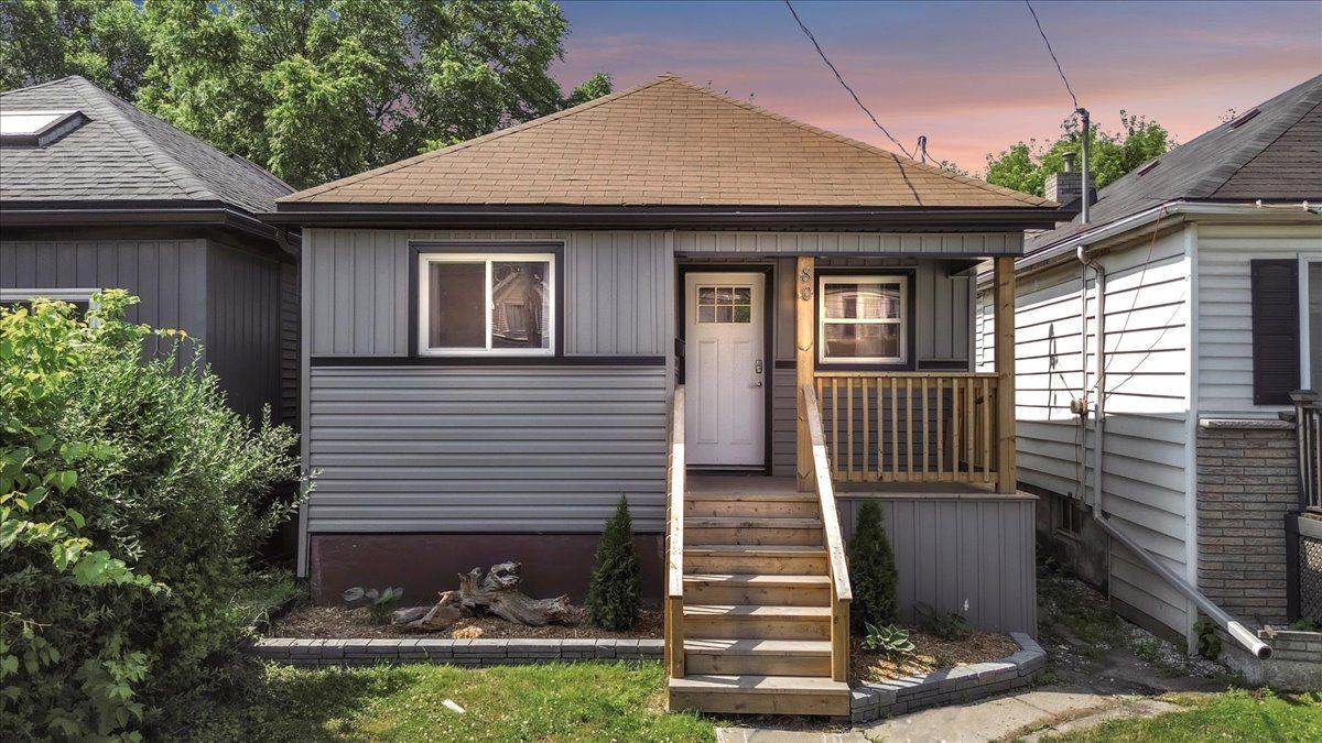 Hamilton, ON L8H 3H1,80 McAnulty BLVD