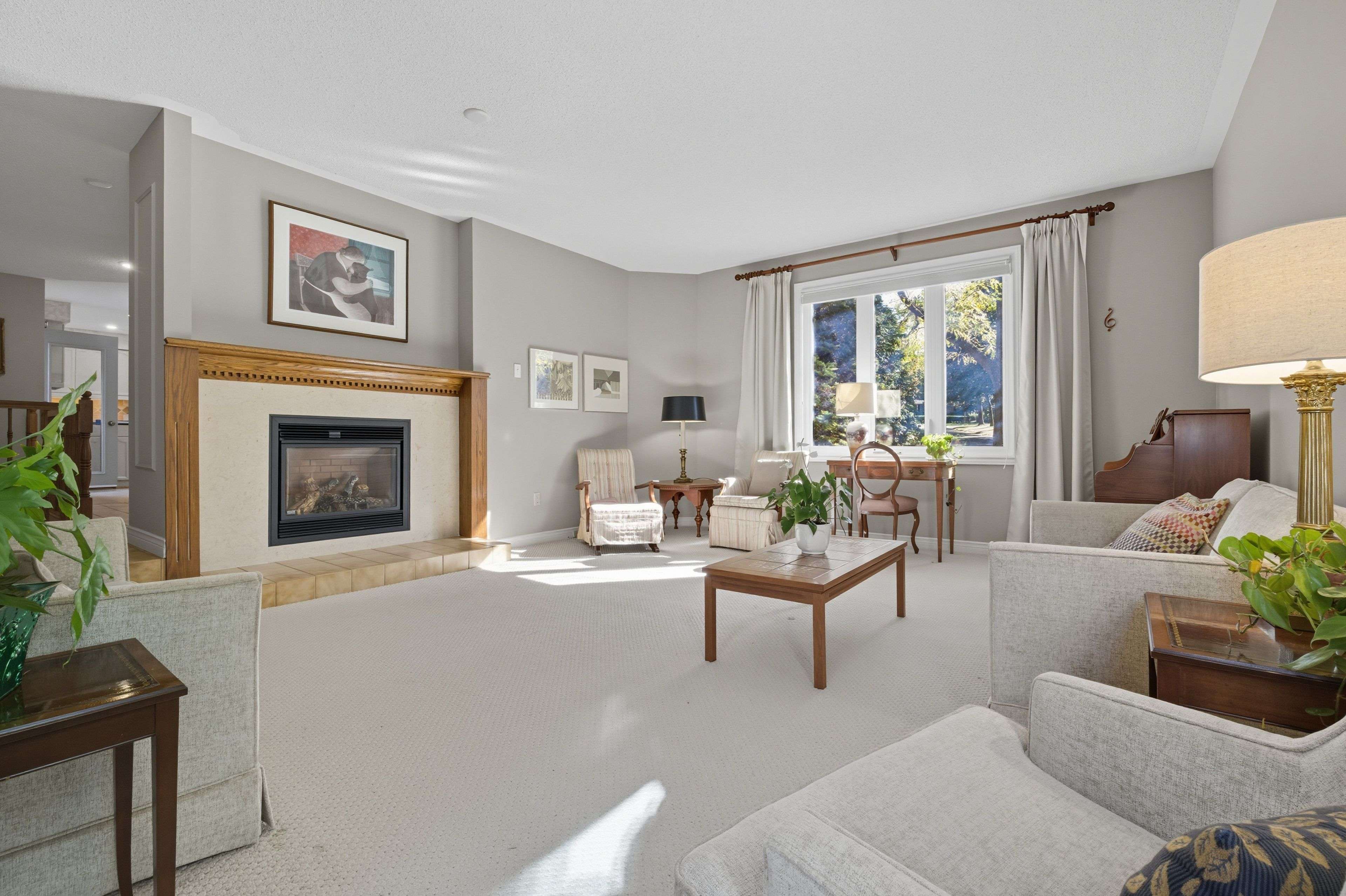 London South, ON N6K 4E6,60 Rosecliffe CRES #16