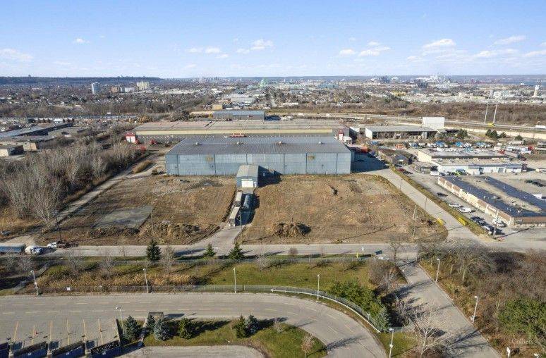 Hamilton, ON L8E 5A9,475 Kenora AVE #Lot 1