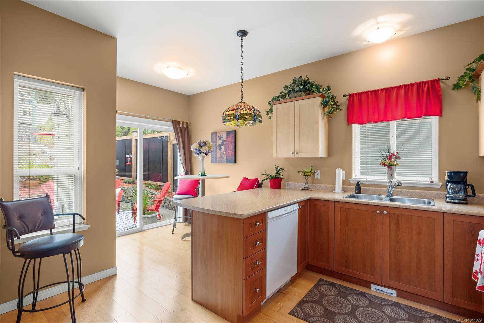 View Royal, BC V9B 6L4,8 Newstead Cres