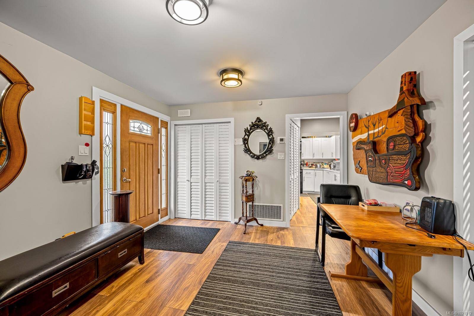 Campbell River, BC V9W 3Y4,601 WARDEN Cds