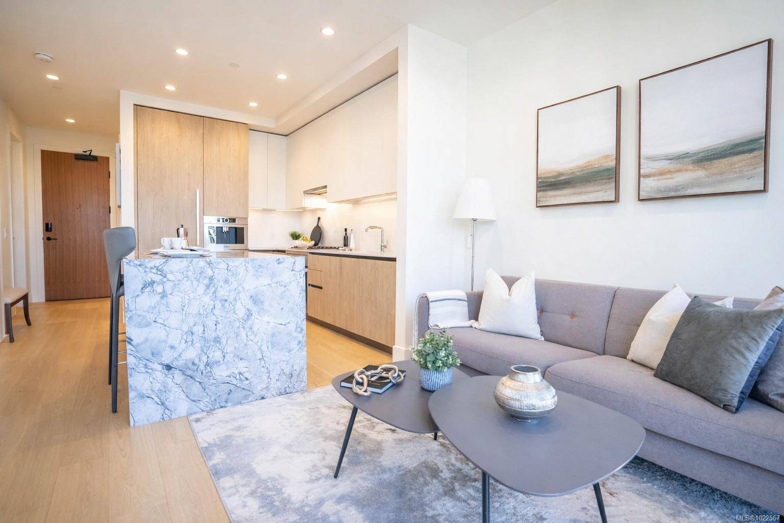 Victoria, BC V8W 0G5,888 Government St #503