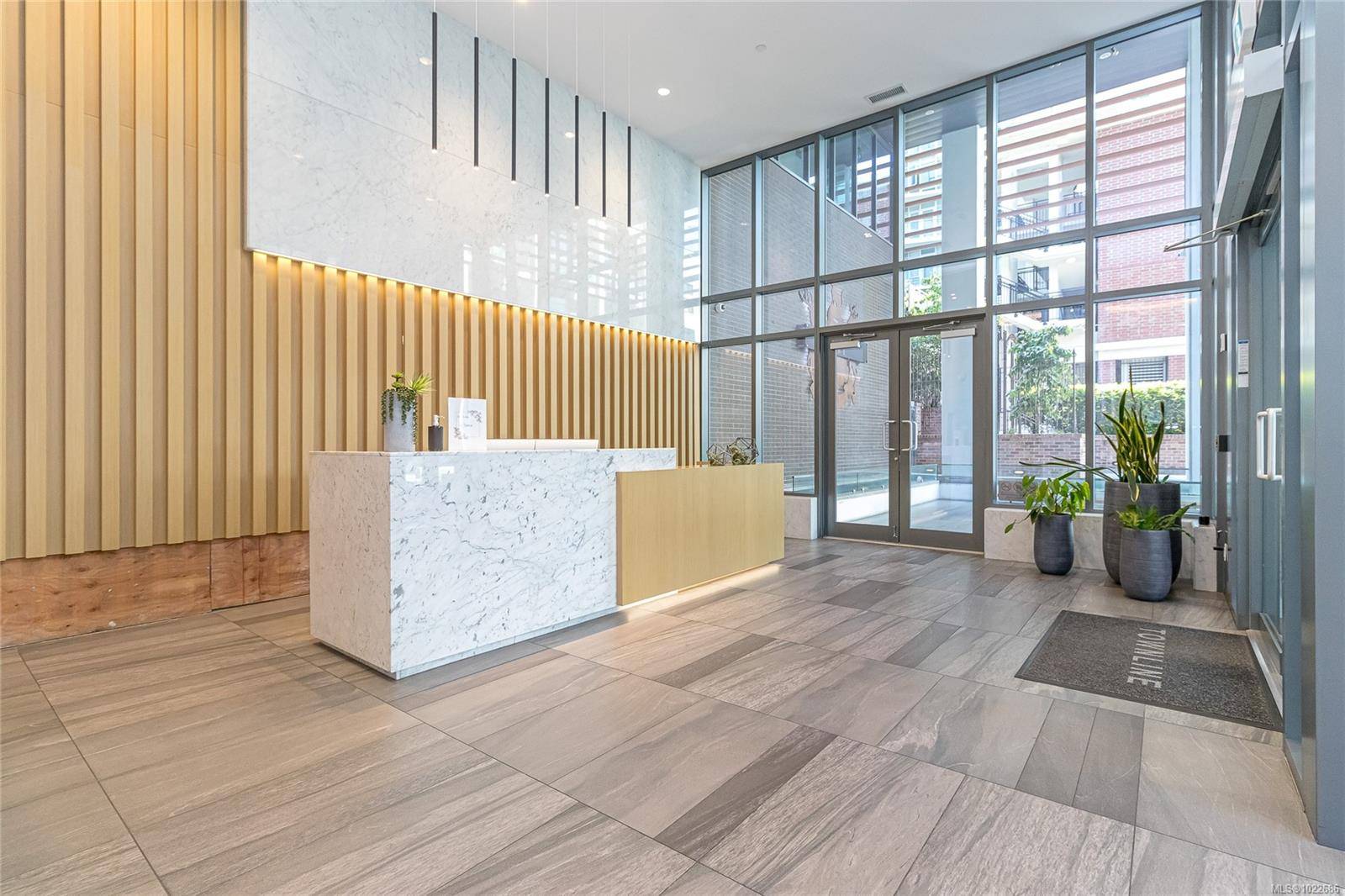 Victoria, BC V8T 0C7,777 Herald St #1807