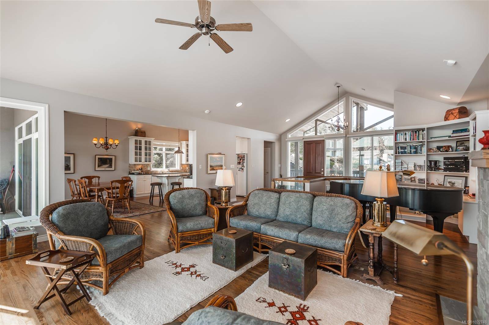 Nanaimo, BC V9T 6H2,3748 Glen Oaks Dr