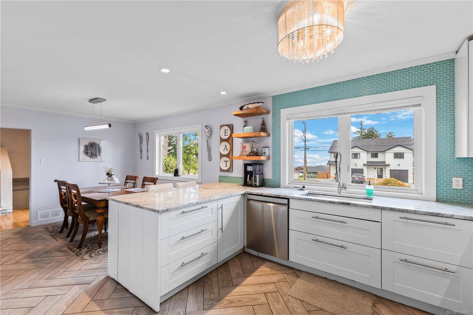 Campbell River, BC V9W 1J9,1368 Galerno Rd