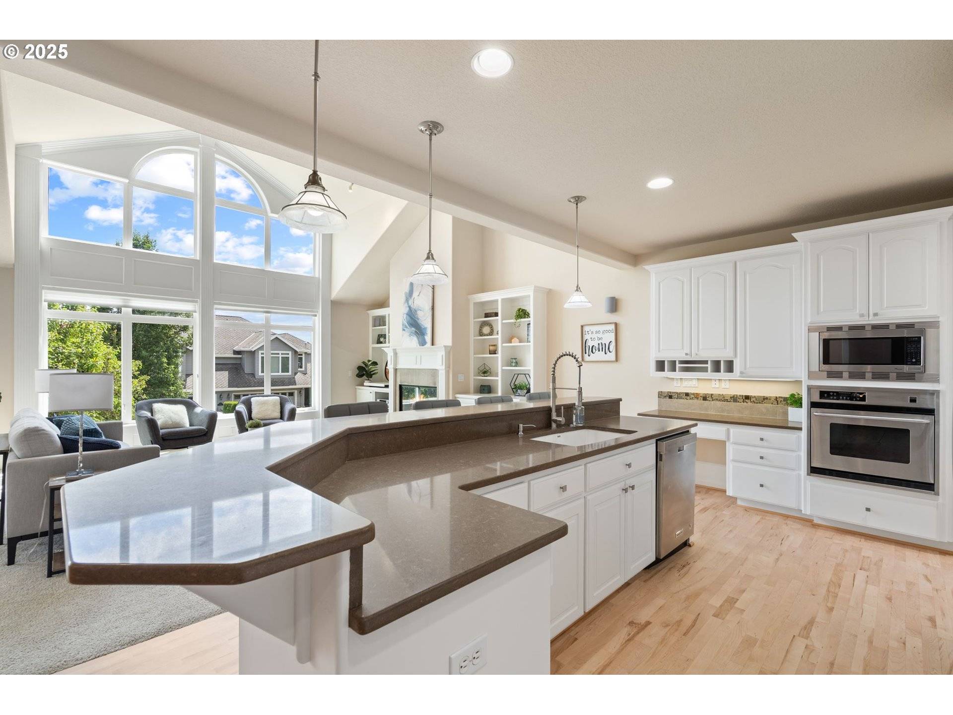 West Linn, OR 97068,1925 HALL ST