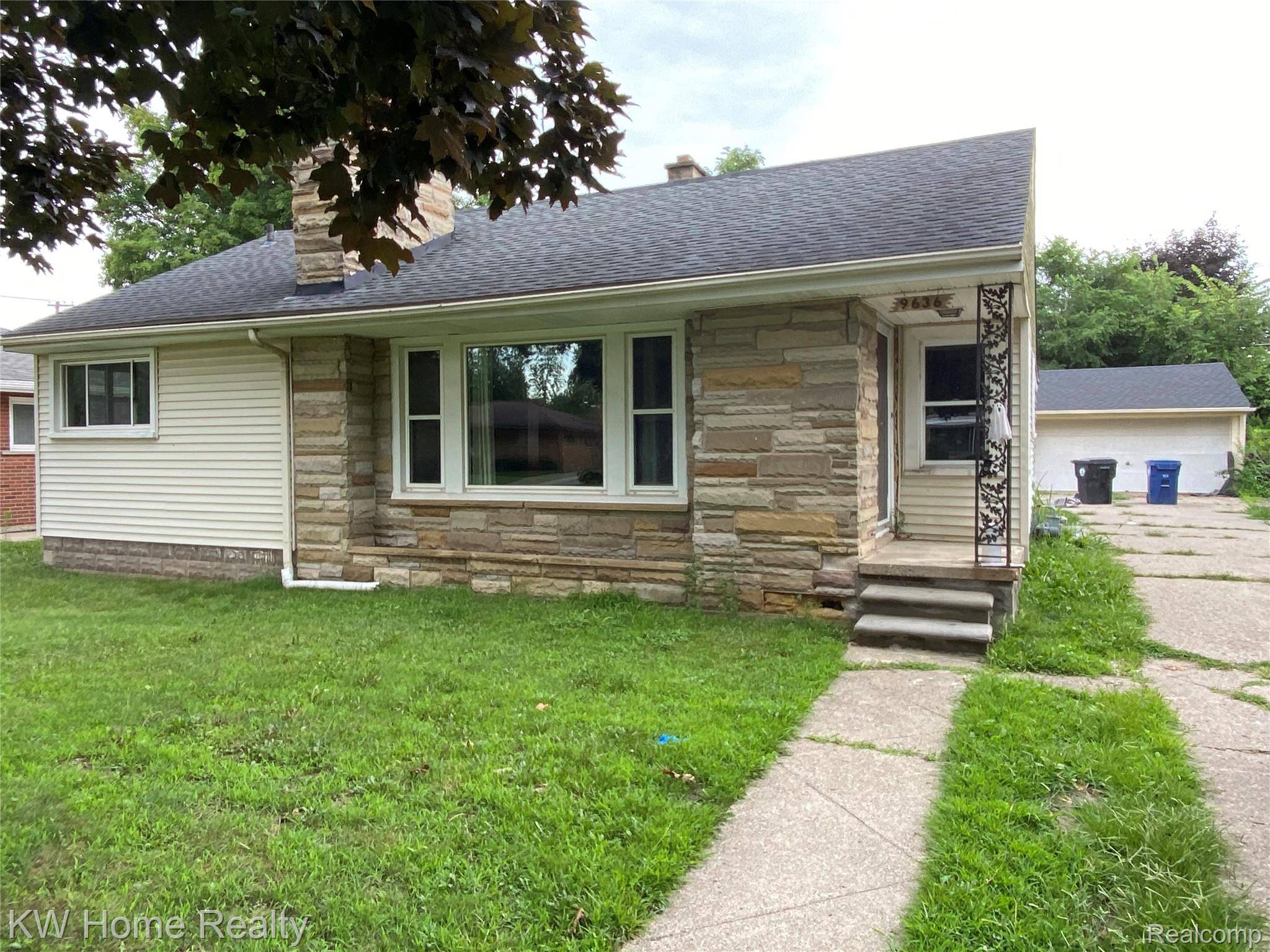 Redford, MI 48239,9636 Centralia