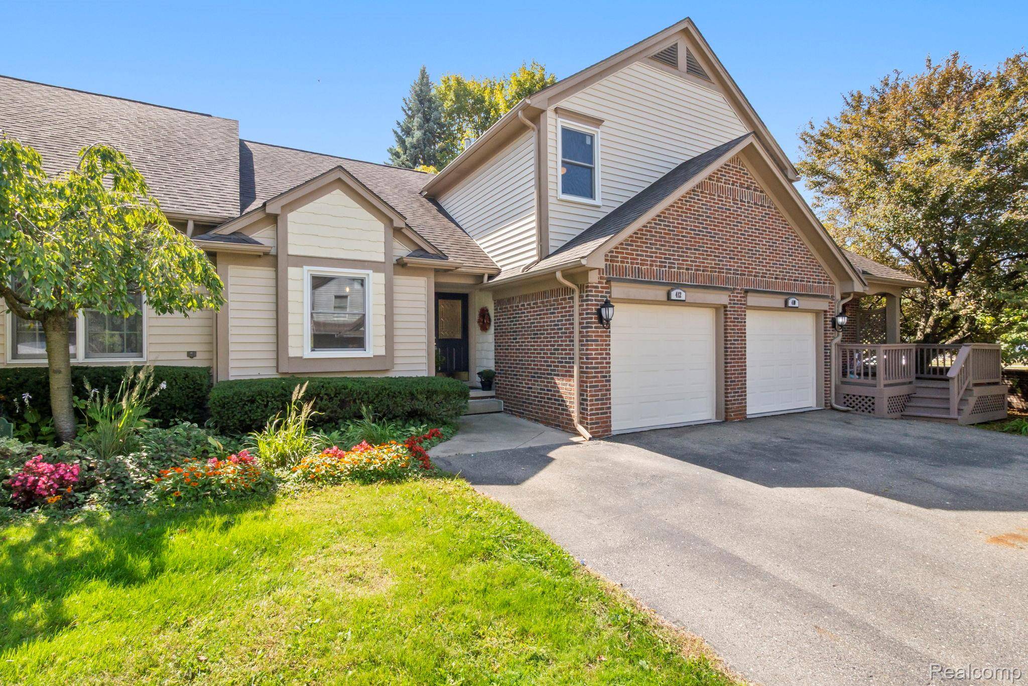 Royal Oak, MI 48073,412 Oak Run CT #6