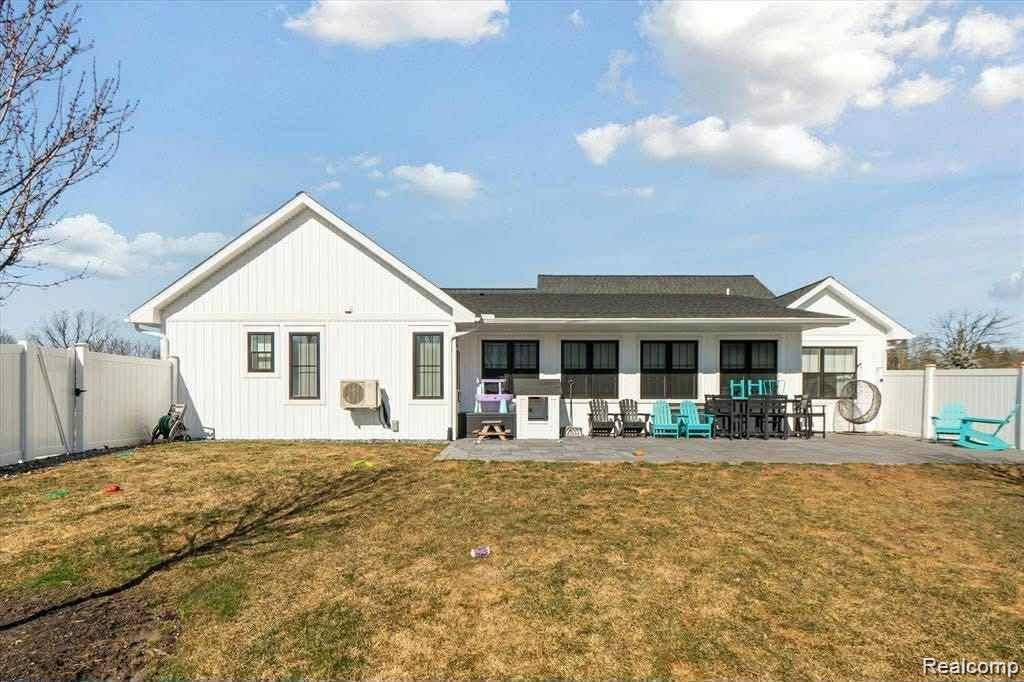 Hemlock, MI 48626,16679 Doyle RD