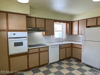 Livonia, MI 48150,9910 Woodring ST