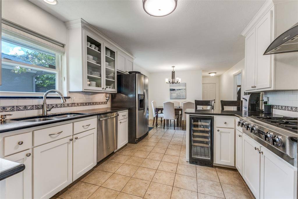 Dallas, TX 75214,6231 Berwyn Lane