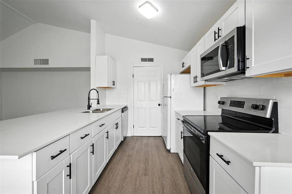 The Colony, TX 75056,6082 Dooley Drive