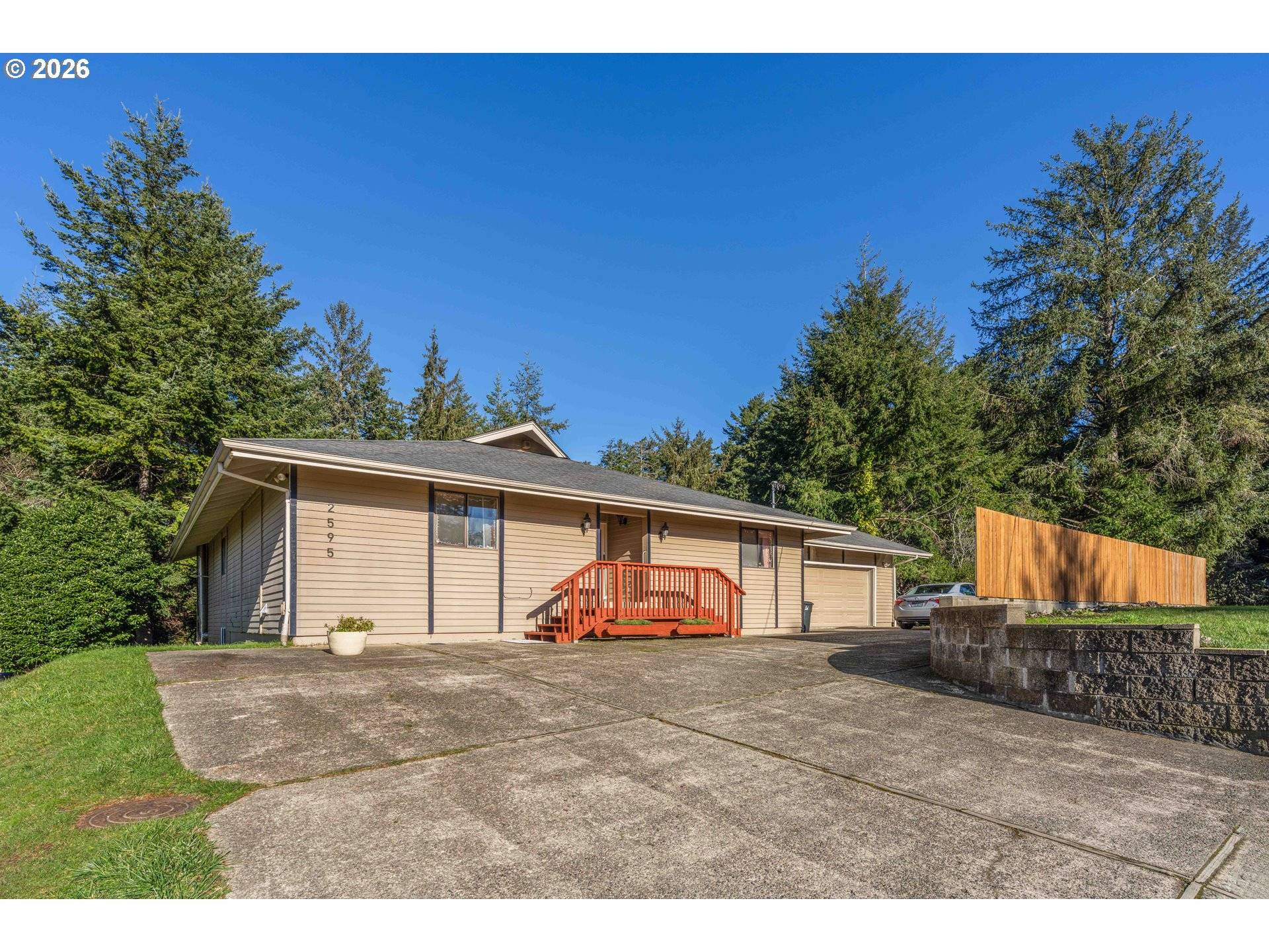 North Bend, OR 97459,2595 BRUSSELLS ST
