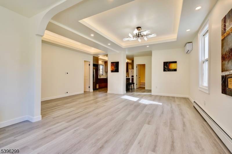 Little Falls Twp., NJ 07424,58 Zeliff Ave