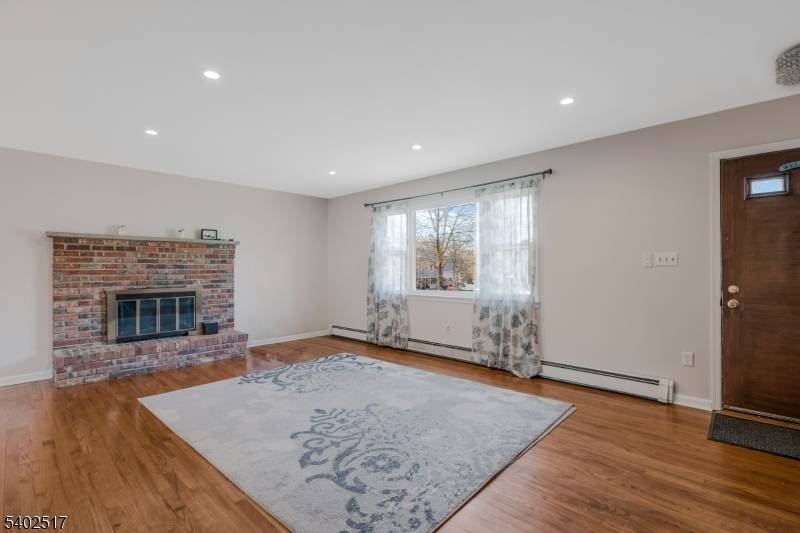 Bridgewater Twp., NJ 08807,944 Victor St