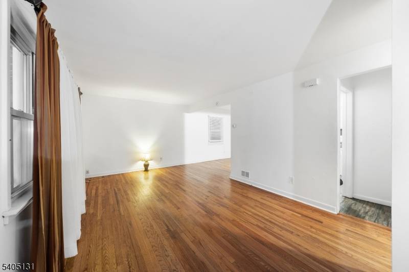 Scotch Plains Twp., NJ 07076,220 Haven Ave